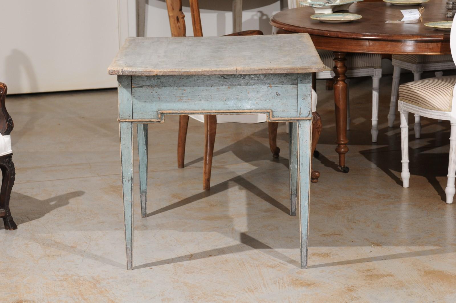 Swedish Provincial 1800s Painted Side Table with Single Drawer and Tapered Legs 3