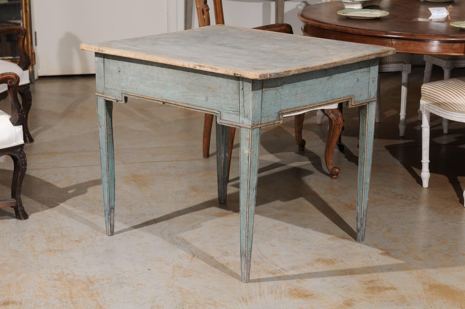 Swedish Provincial 1800s Painted Side Table with Single Drawer and Tapered Legs 4