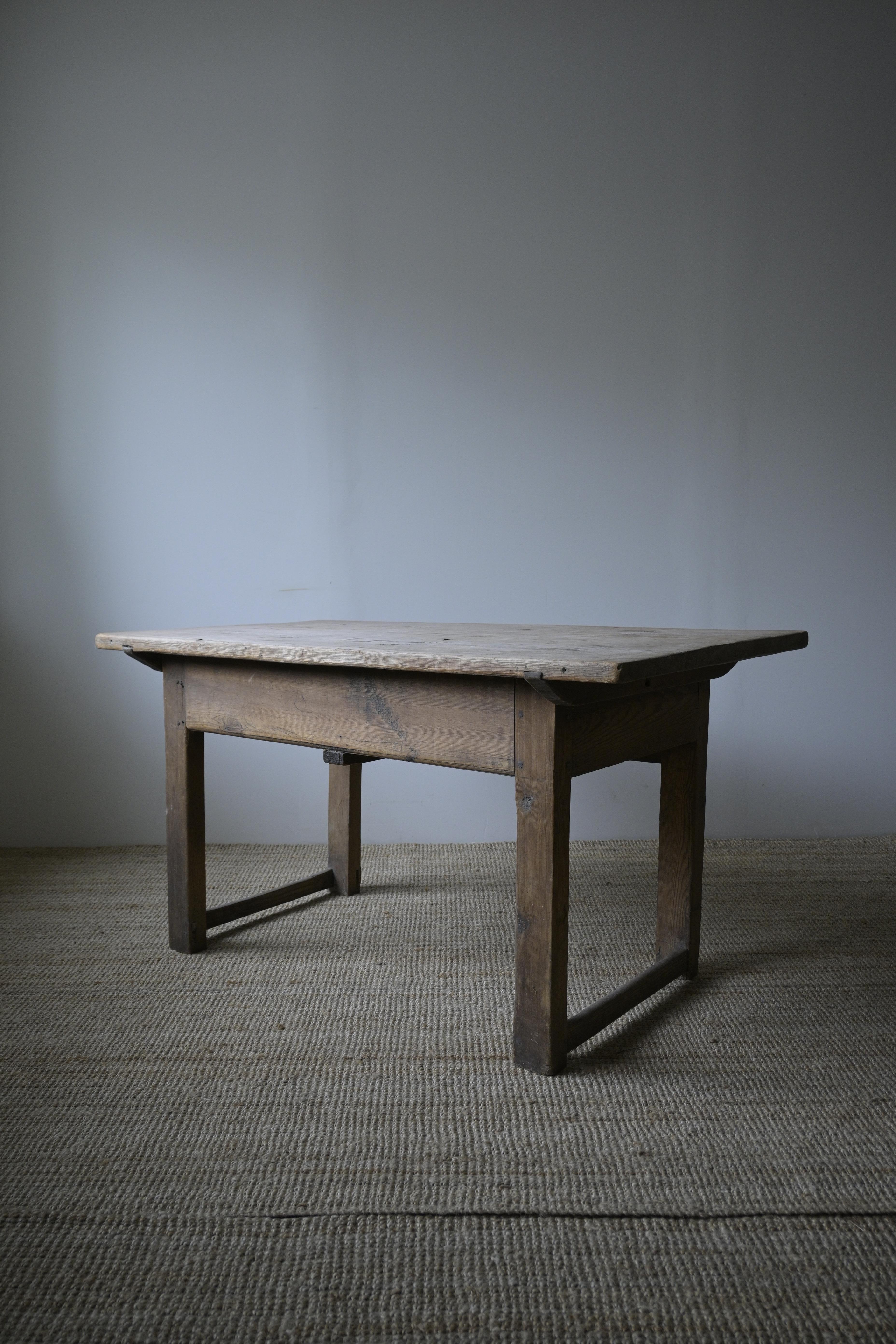 Swedish Provincial Table 18th–19th century For Sale 4