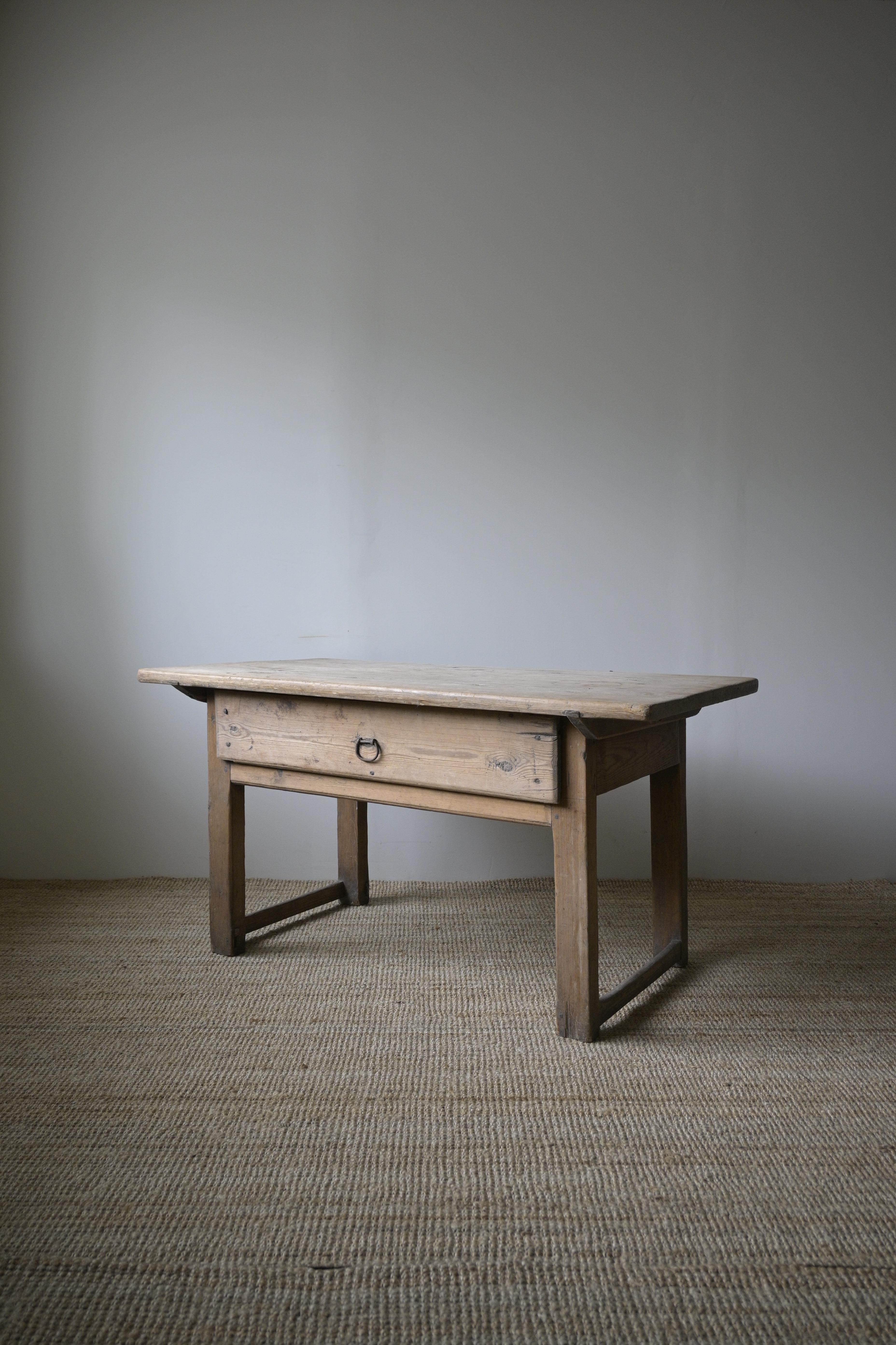 18th Century Swedish Provincial Table 18th–19th century For Sale