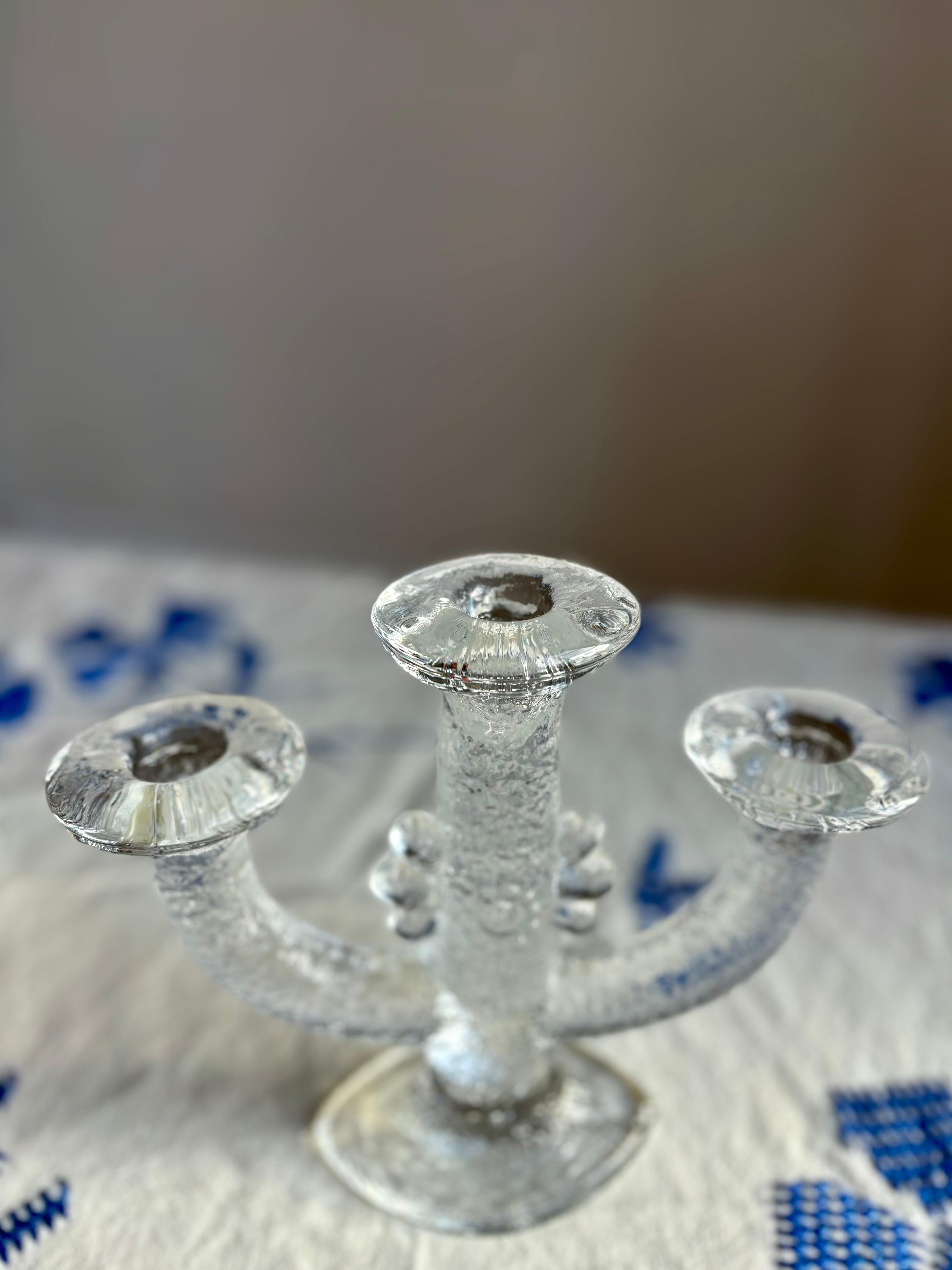 Candélabre suédois Pukeberg en verre d'art, années 1960 Bon état - En vente à Copenhagen, DK