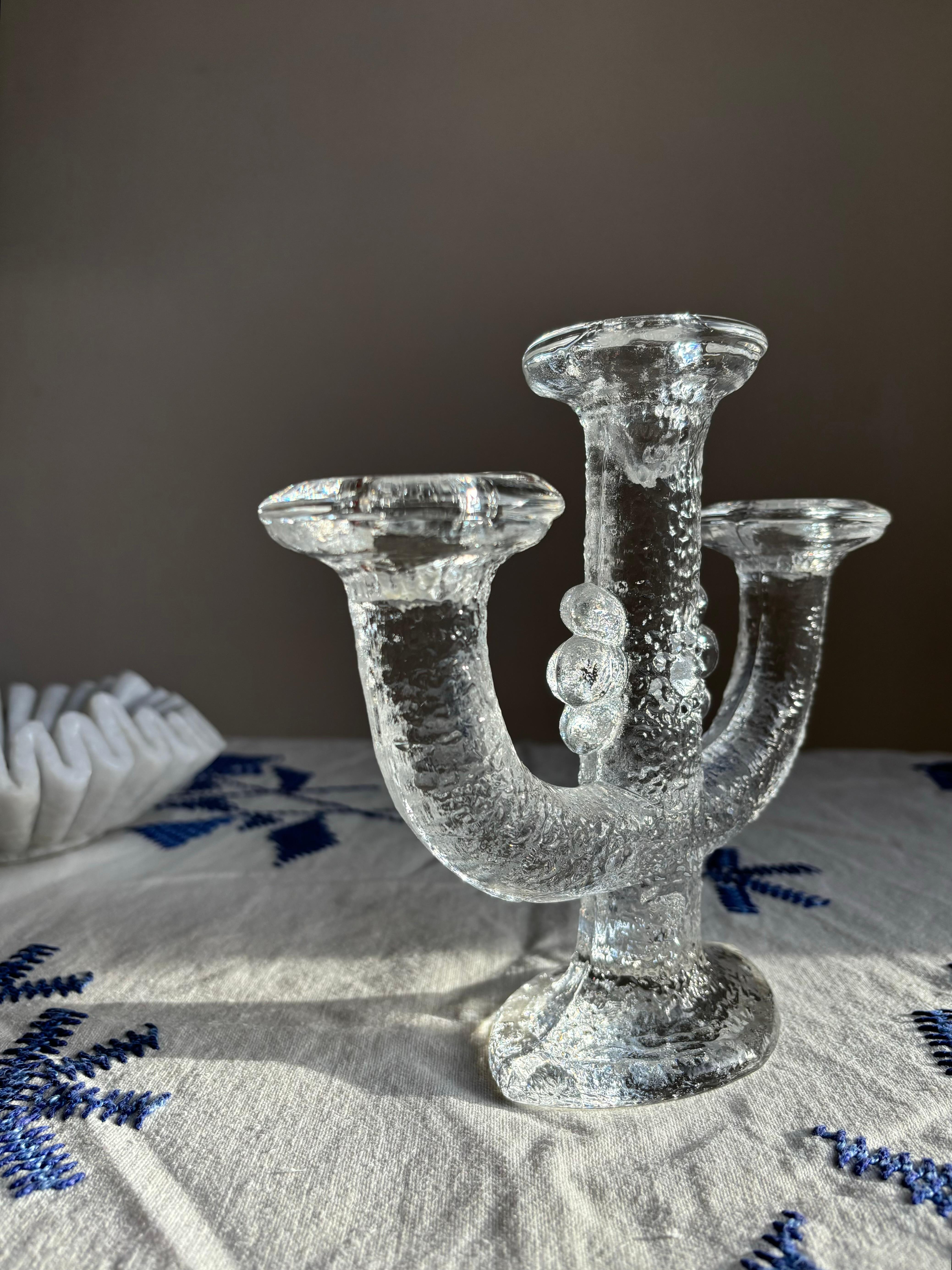 Verre Candélabre suédois Pukeberg en verre d'art, années 1960 en vente