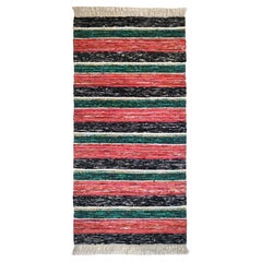 Swedish Rag Rug in Red, Green and Black, Handwoven Mid 20th Century