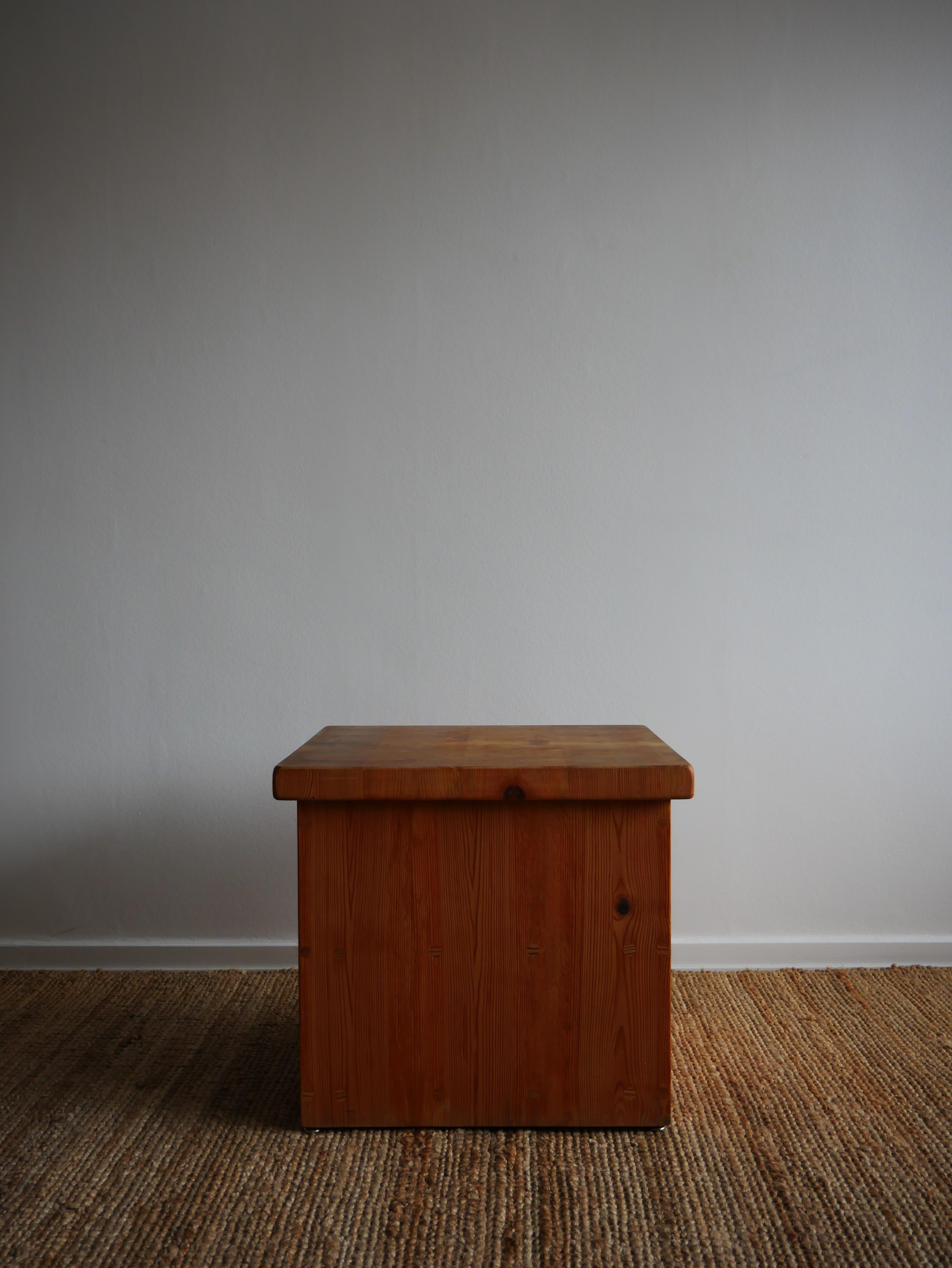 Swedish Rare Pine Side Table, circa 1970 For Sale 1