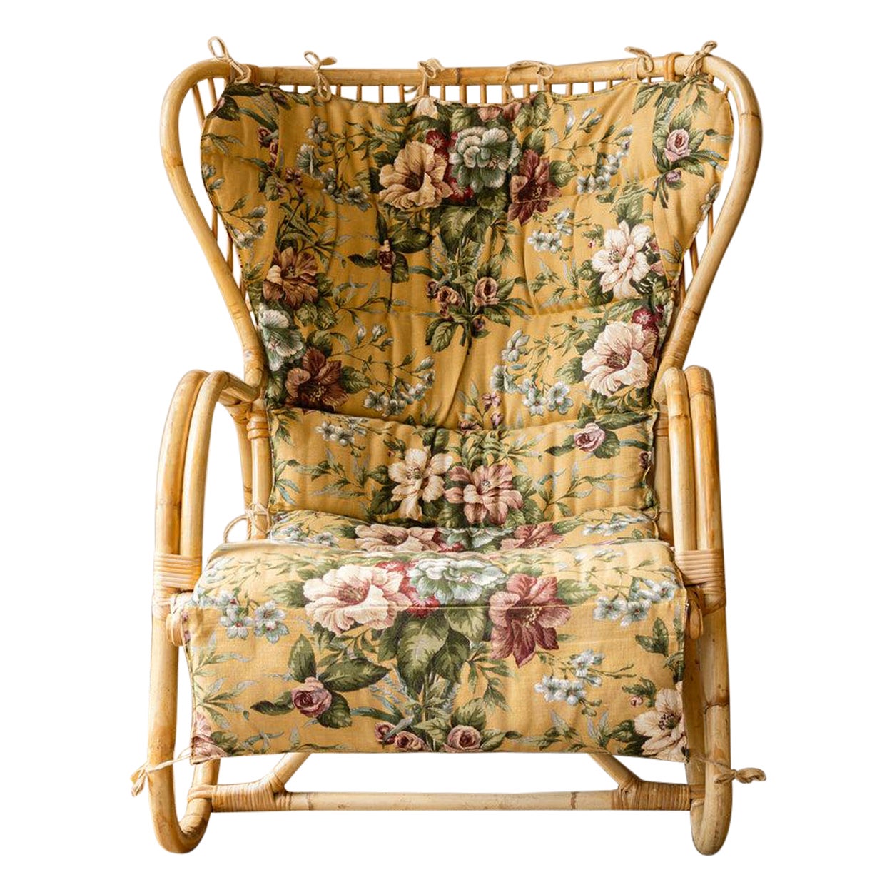 Swedish Rattan Lounge Chair with Floral Cushions, 1960s in vendita