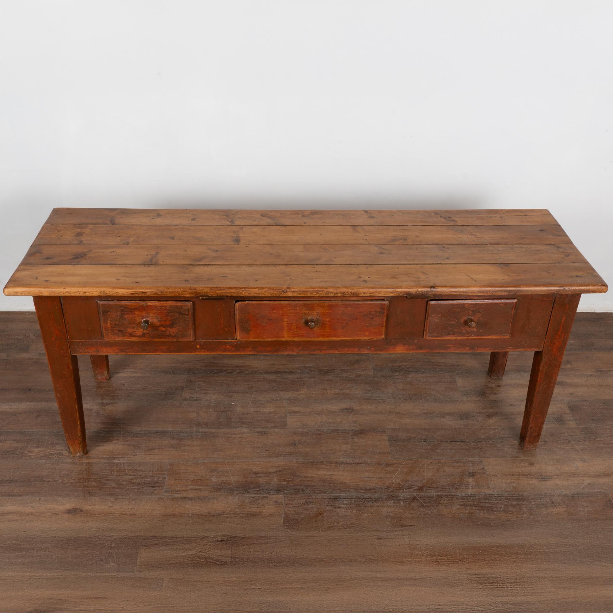 Swedish Red Painted Pine Farmhouse Console Table with Drawers, circa 1820-40 In Good Condition In Round Top, TX