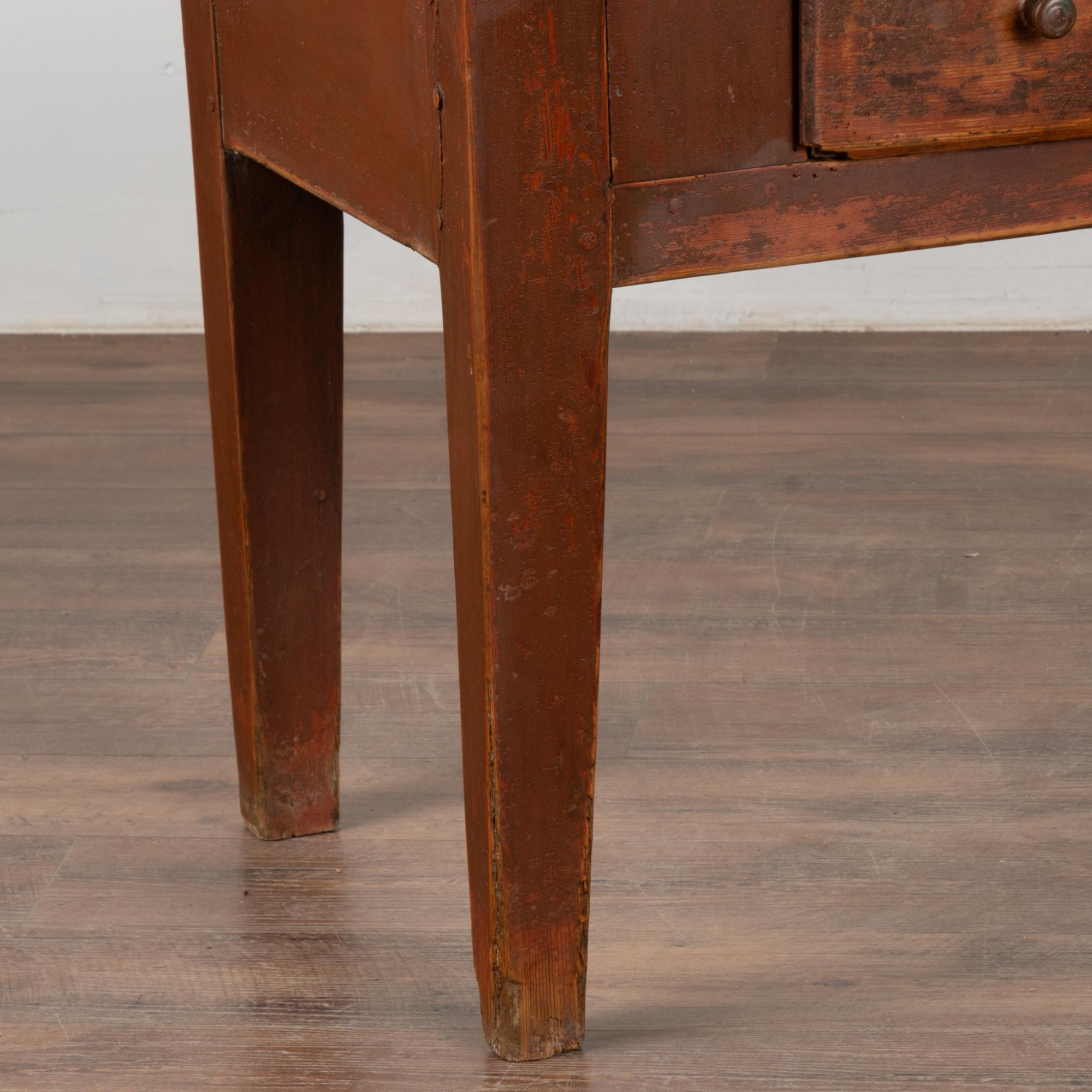 Swedish Red Painted Pine Farmhouse Console Table with Drawers, circa 1820-40 3