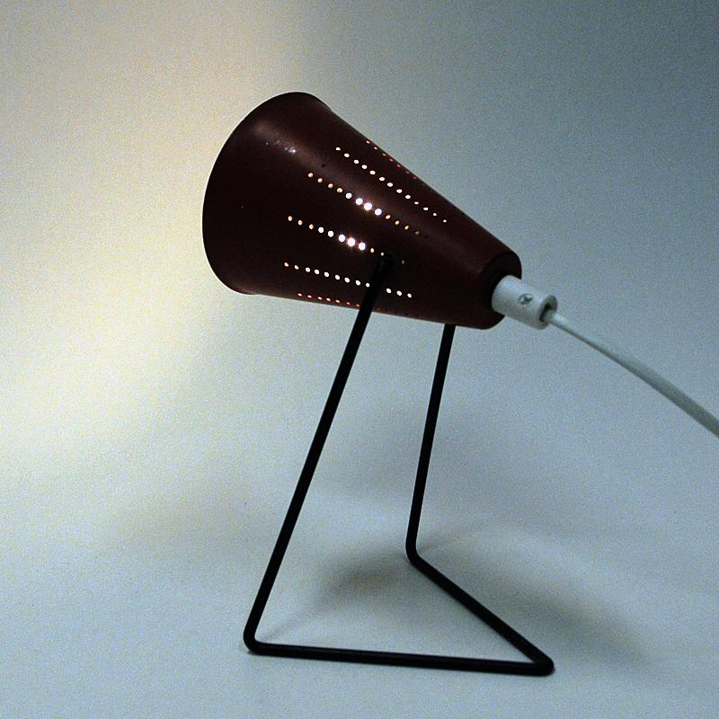 Swedish Red Vintage Metal Table Lamp by Svend Aage Holm-sørensen, 1950s 1