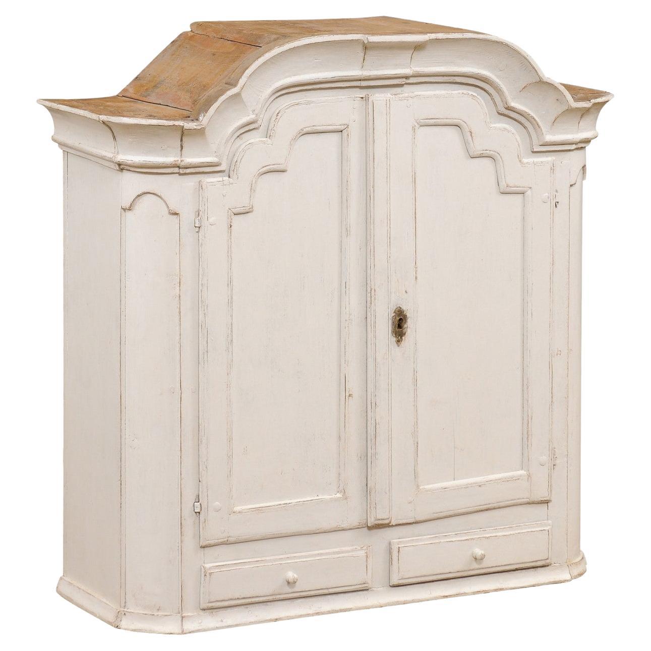 Swedish Rococo 1770s Painted Wood Wall Cabinet with Chapeau de Gendarme Cornice For Sale
