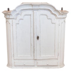Swedish Rococo 1770s Painted Wood Wall Cabinet with Chapeau de Gendarme Cornice