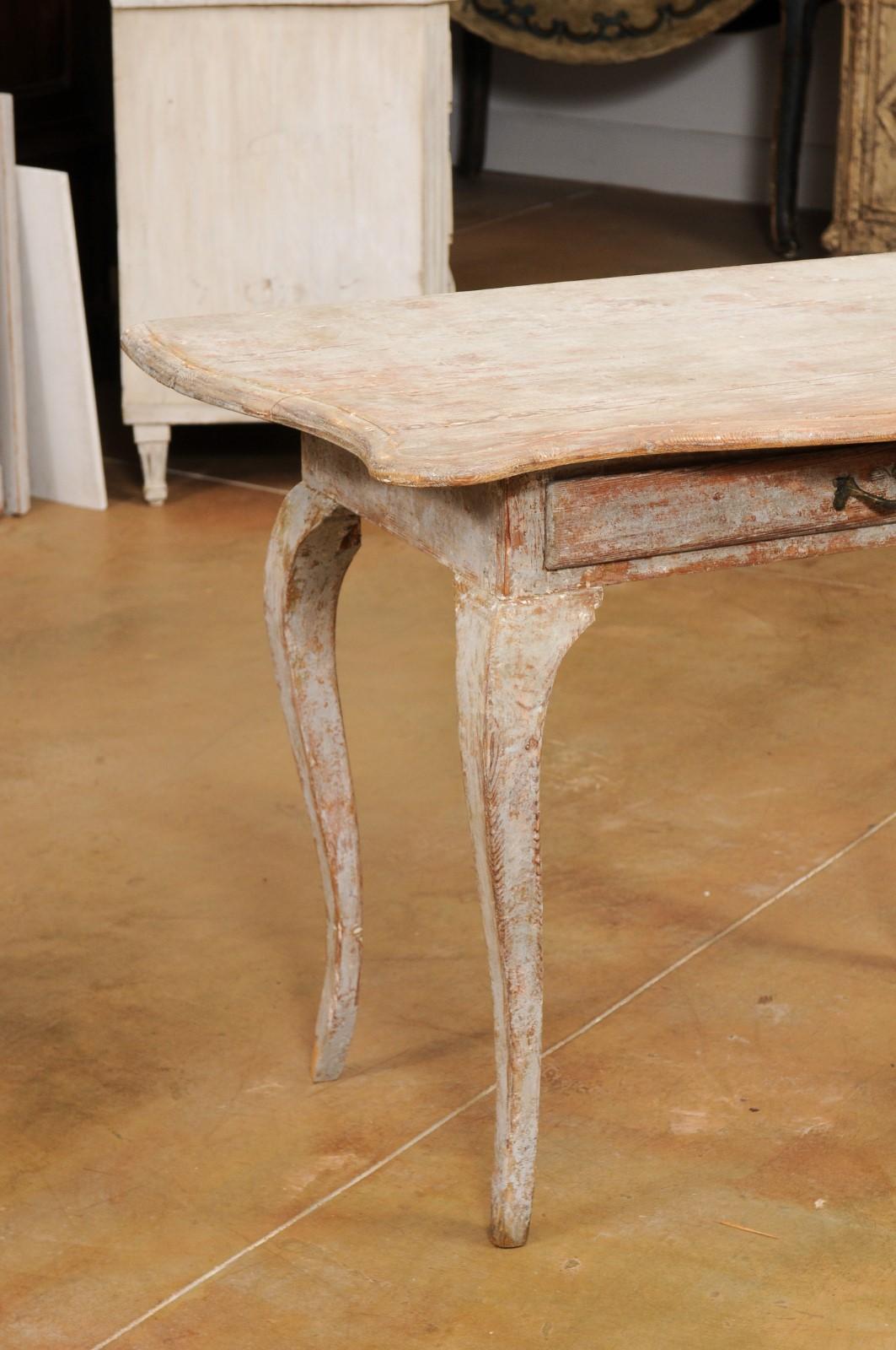 Swedish Rococo 1780s Painted Table with Serpentine Front and Distressed Finish In Good Condition In Atlanta, GA