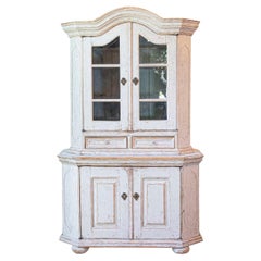 Swedish Rococo Period 1780s Painted Vitrine Cabinet with Molded Bonnet Top
