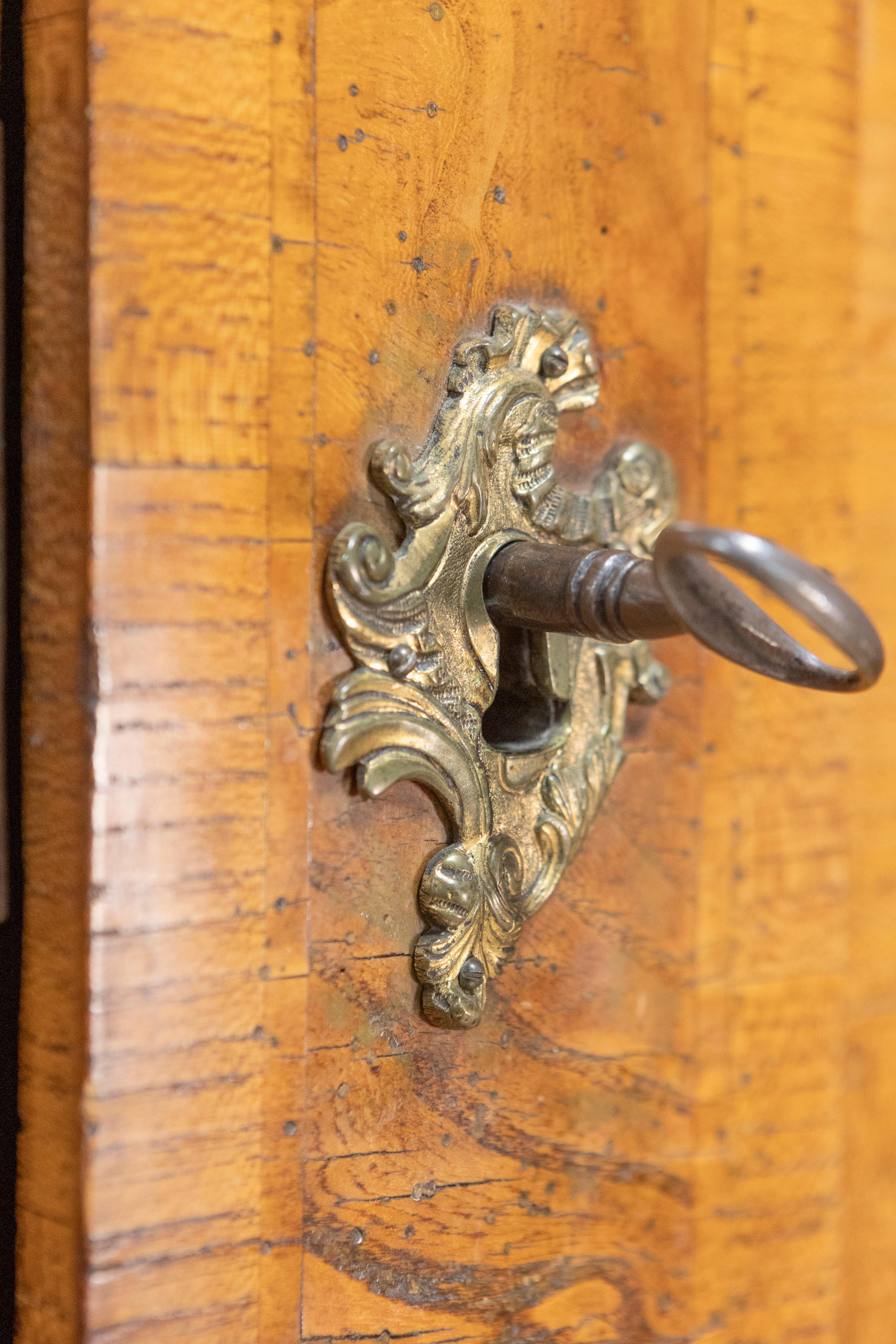 Carved Swedish Rococo Period 1790s Cabinet with Chapeau de Gendarme Inspired Cornice For Sale
