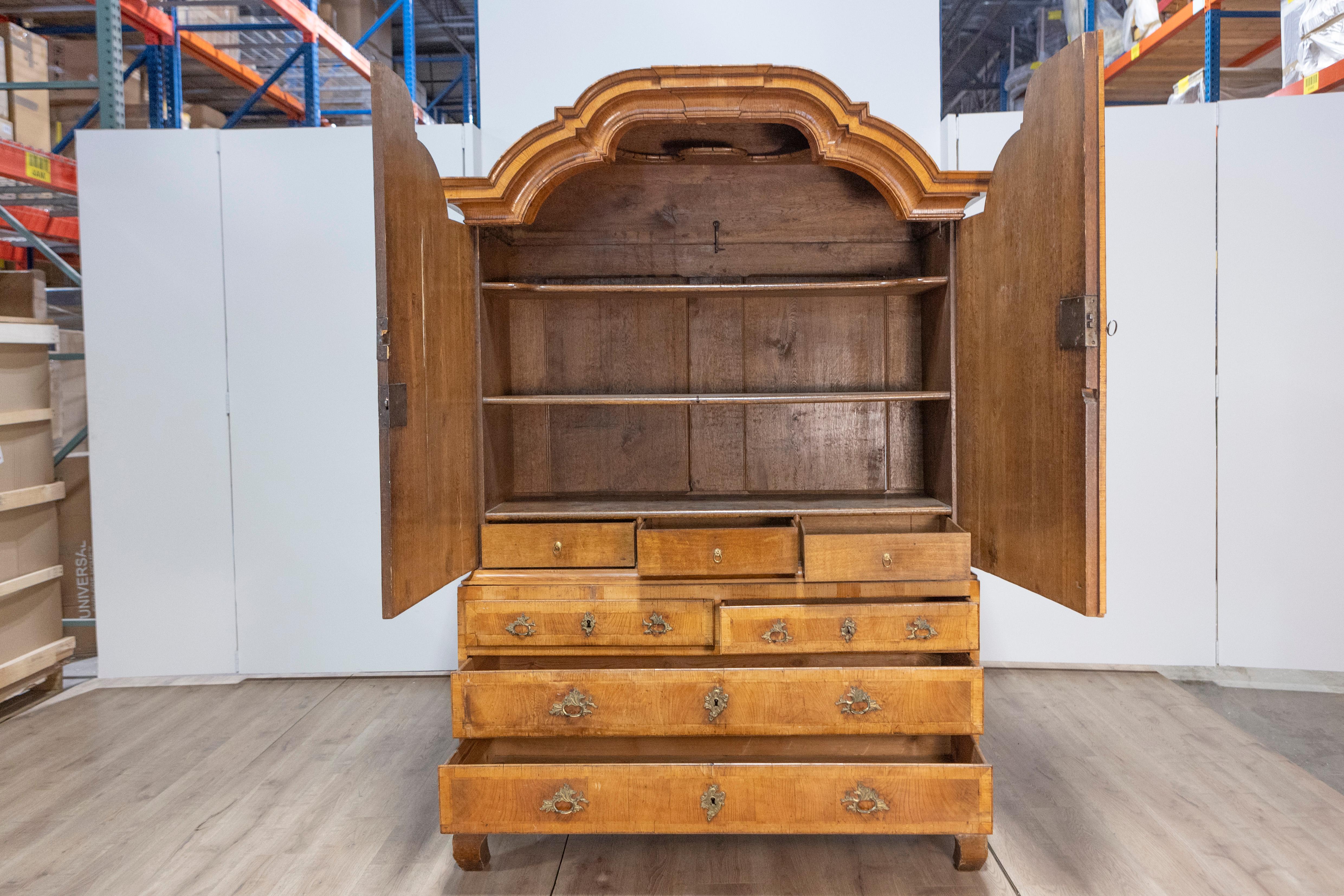 Swedish Rococo Period 1790s Cabinet with Chapeau de Gendarme Inspired Cornice In Good Condition For Sale In Atlanta, GA