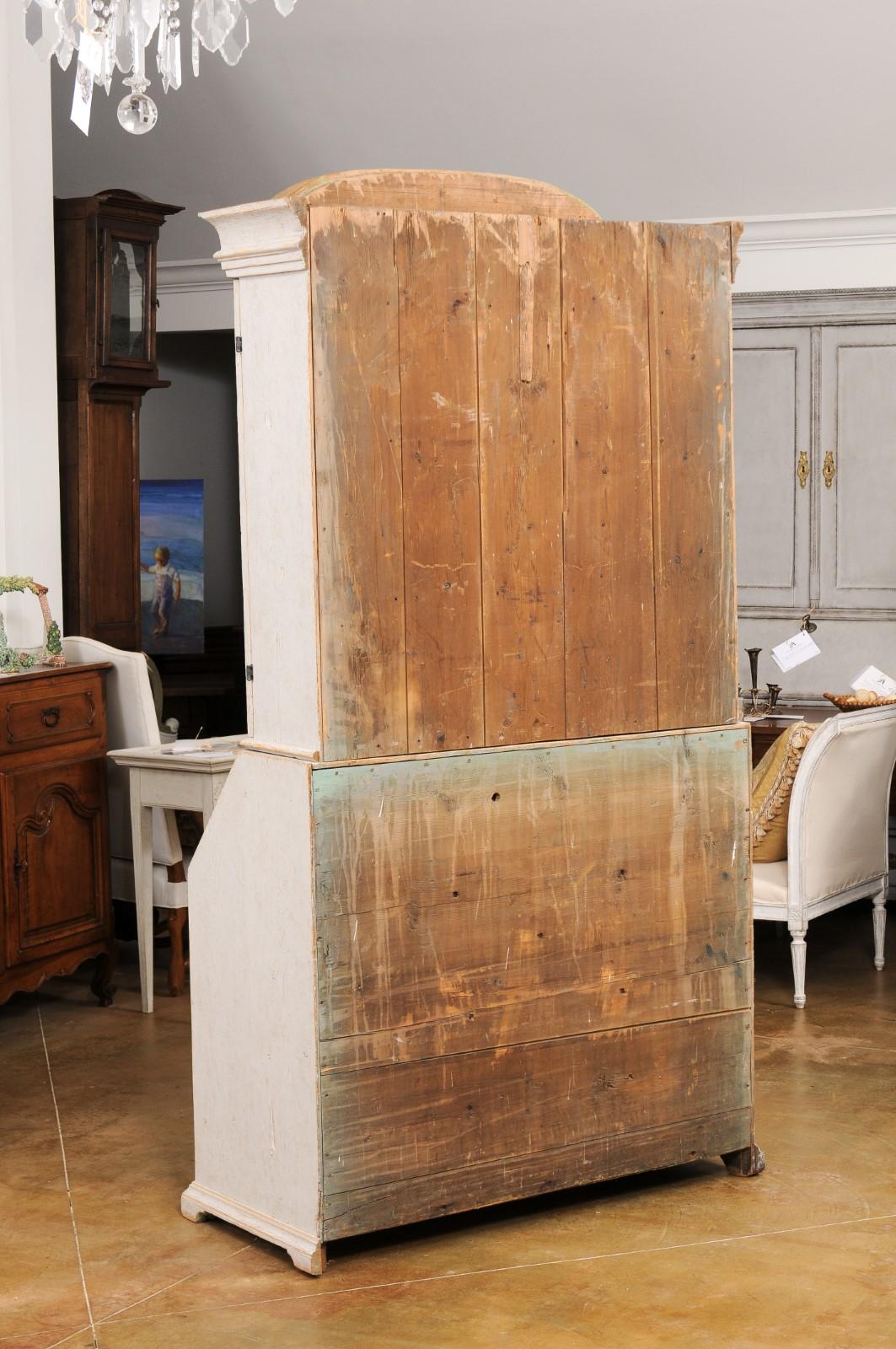 Swedish Rococo Period 1790s Painted Two-Part Secretary with Slanted Front Desk For Sale 4
