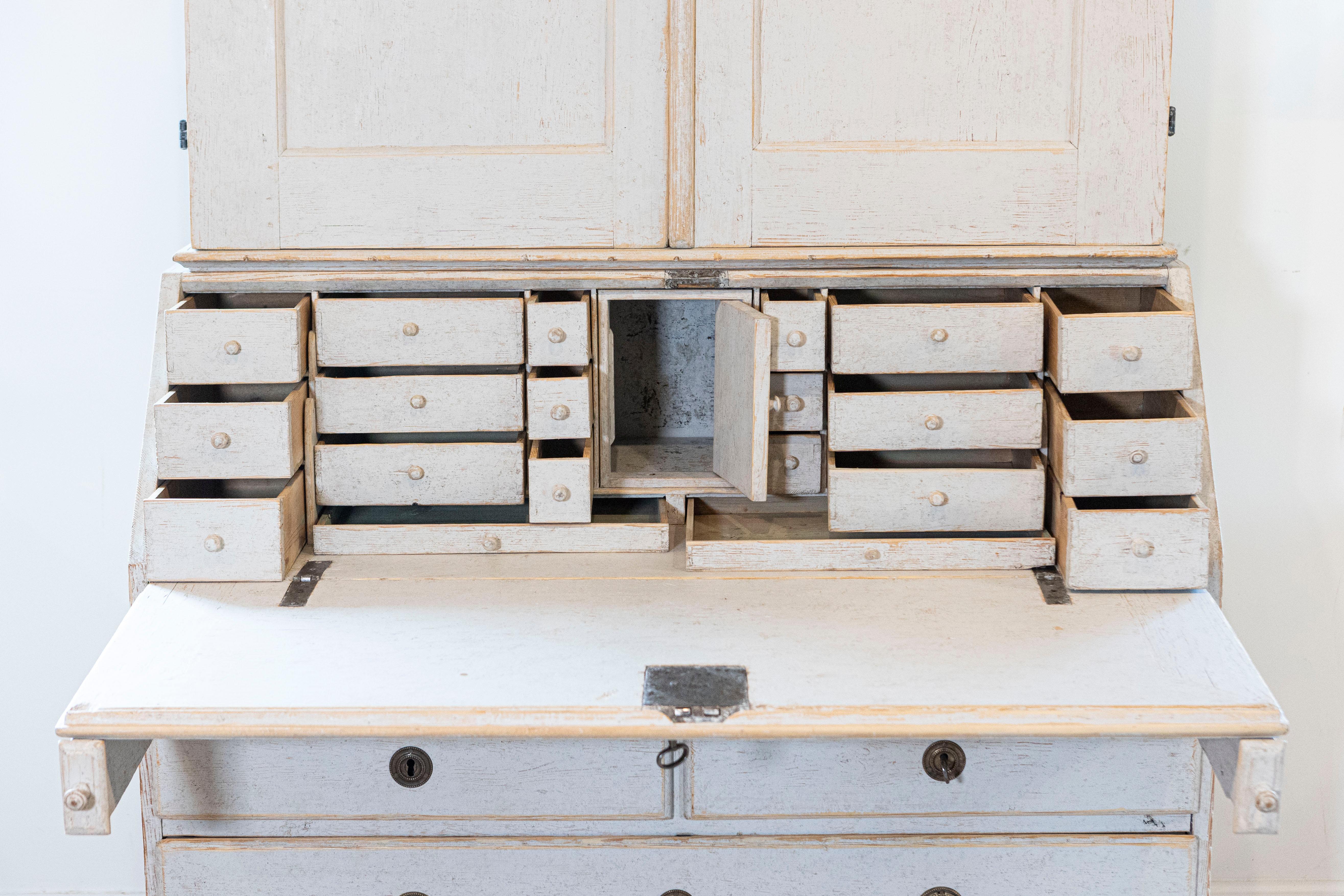 Swedish Rococo Period 1790s Painted Two-Part Secretary with Slanted Front Desk 3
