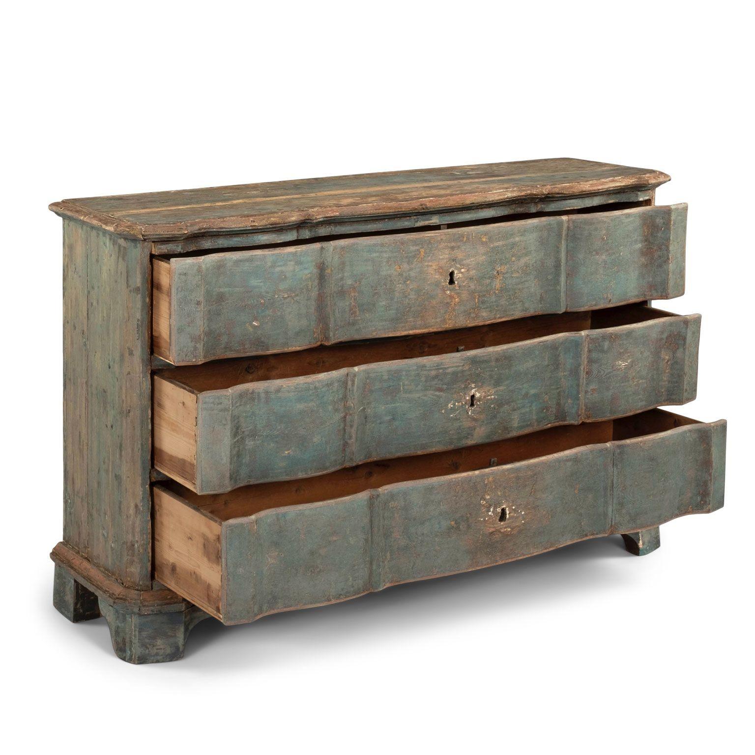 Hand-Carved Swedish Rococo Serpentine Block-Front Commode in Original Blue Paint