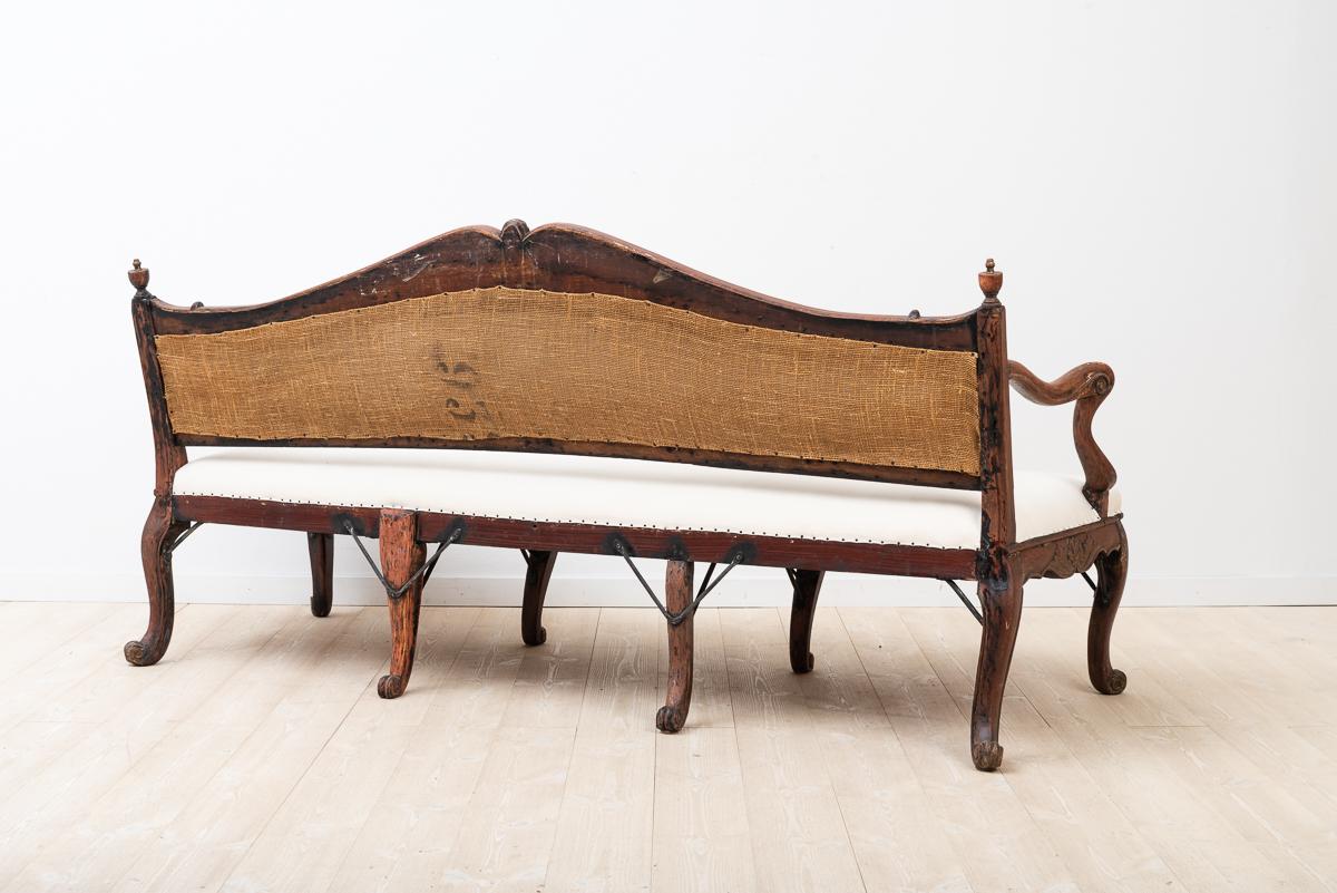 Swedish Rococo Sofa, Circa 1760 In Good Condition For Sale In Madrid, ES