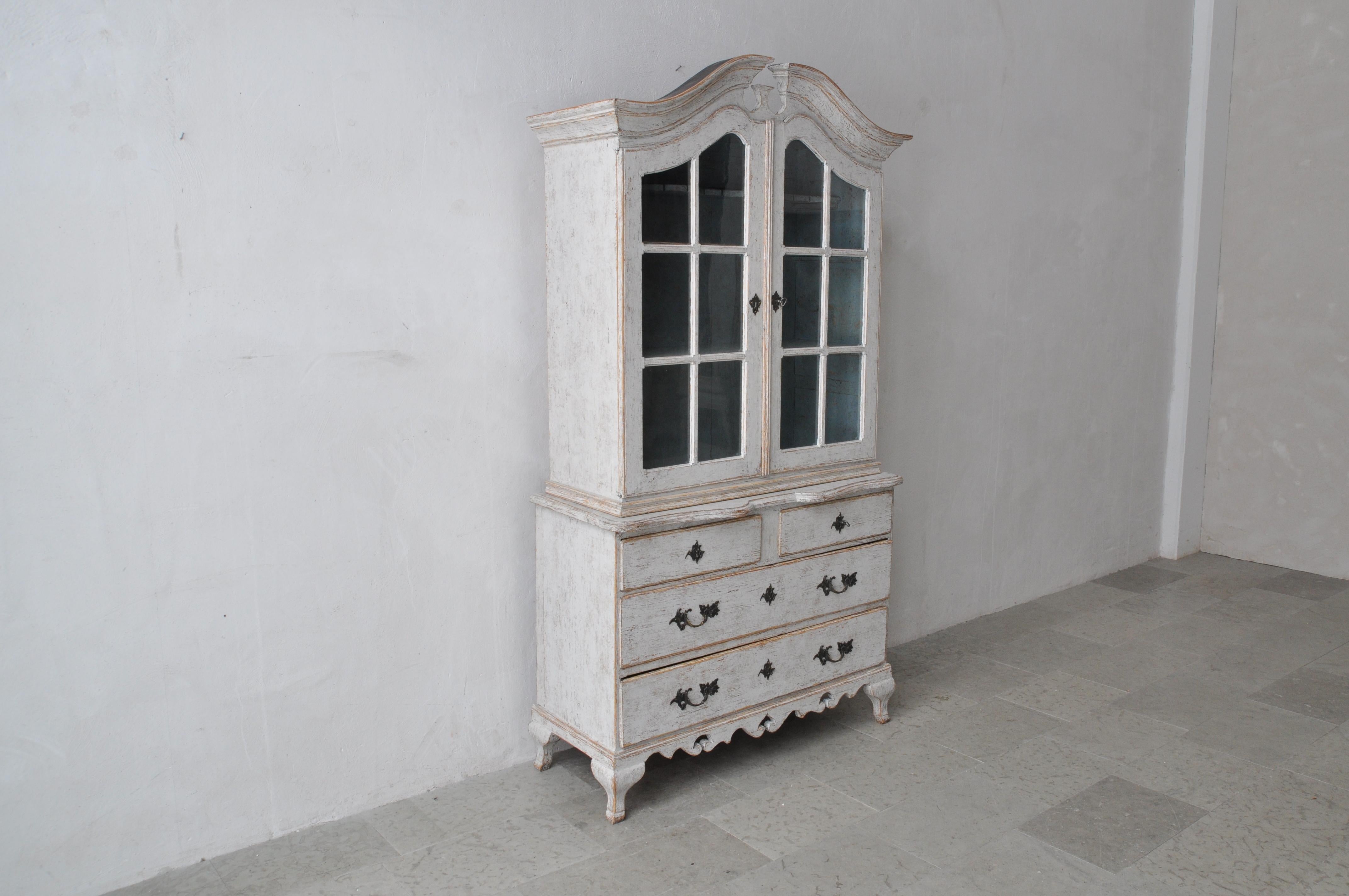 Swedish Rococo Style 1850s Bonnet Top Cabinet with Glass Doors and Drawers For Sale 1