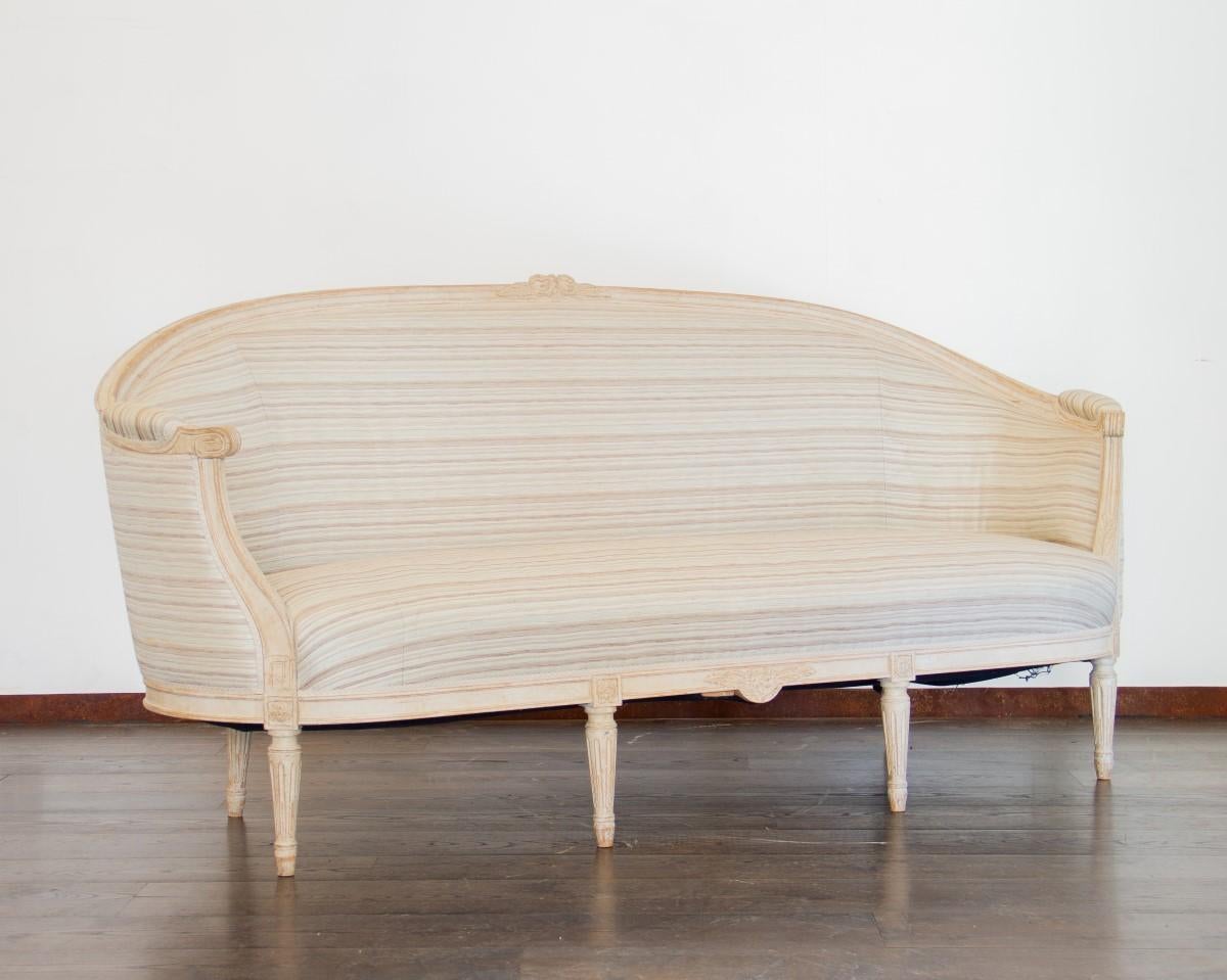 Late Gustavian Barrel-Back Upholstered Swedish Sofa from the Early 19th Century 8