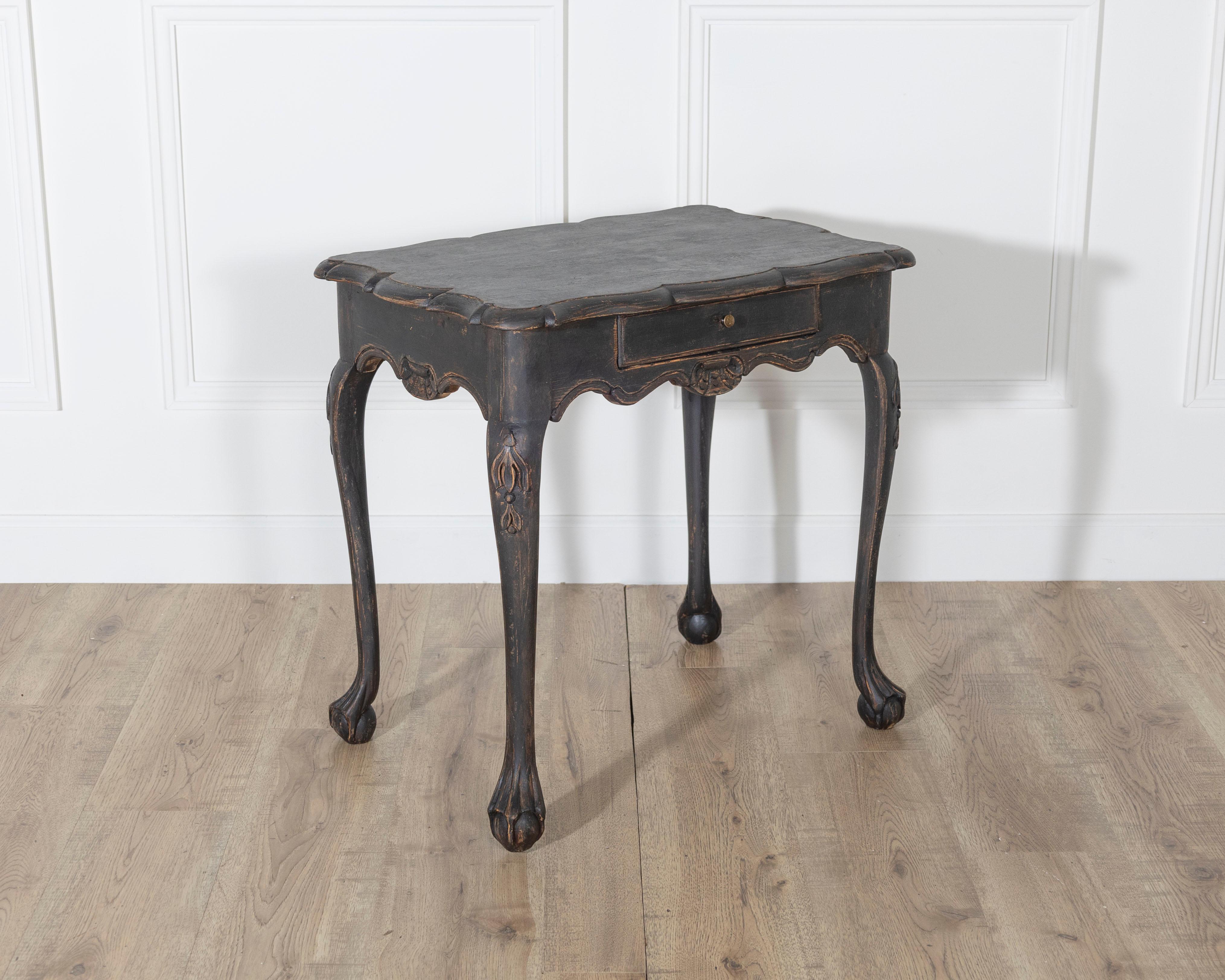 Painted Swedish Rococo table circa 1780 For Sale