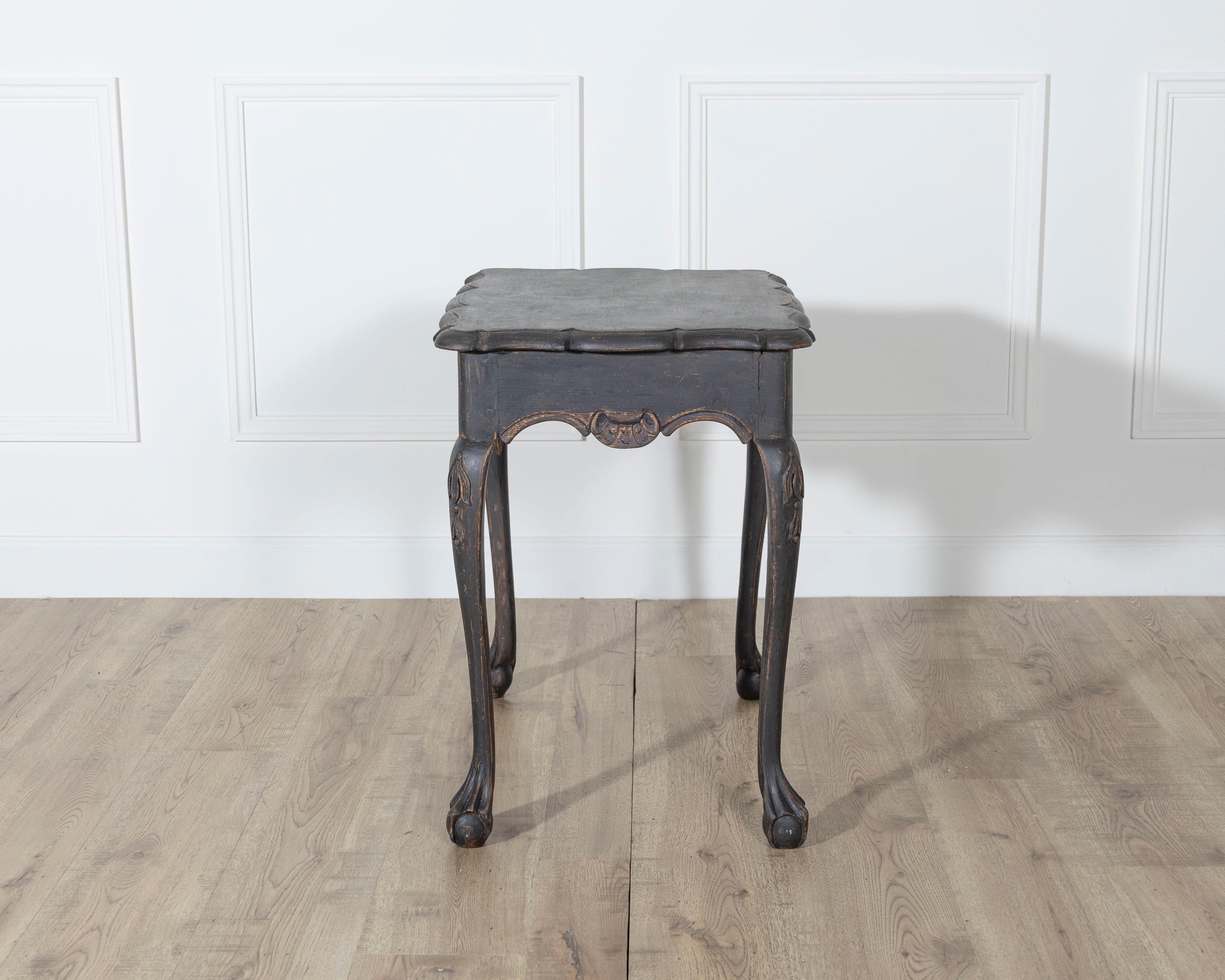 Swedish Rococo table circa 1780 For Sale 1