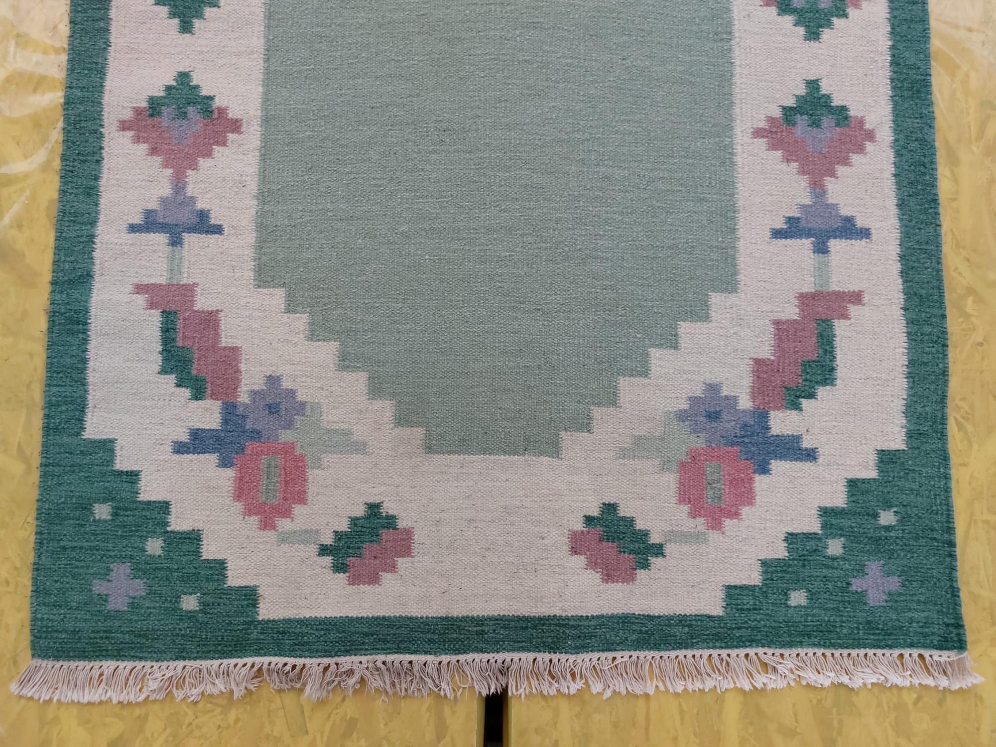 Swedish Rölakan Rug Flatweaved Kilim Handwoven Wool, Mid-Century For Sale 3