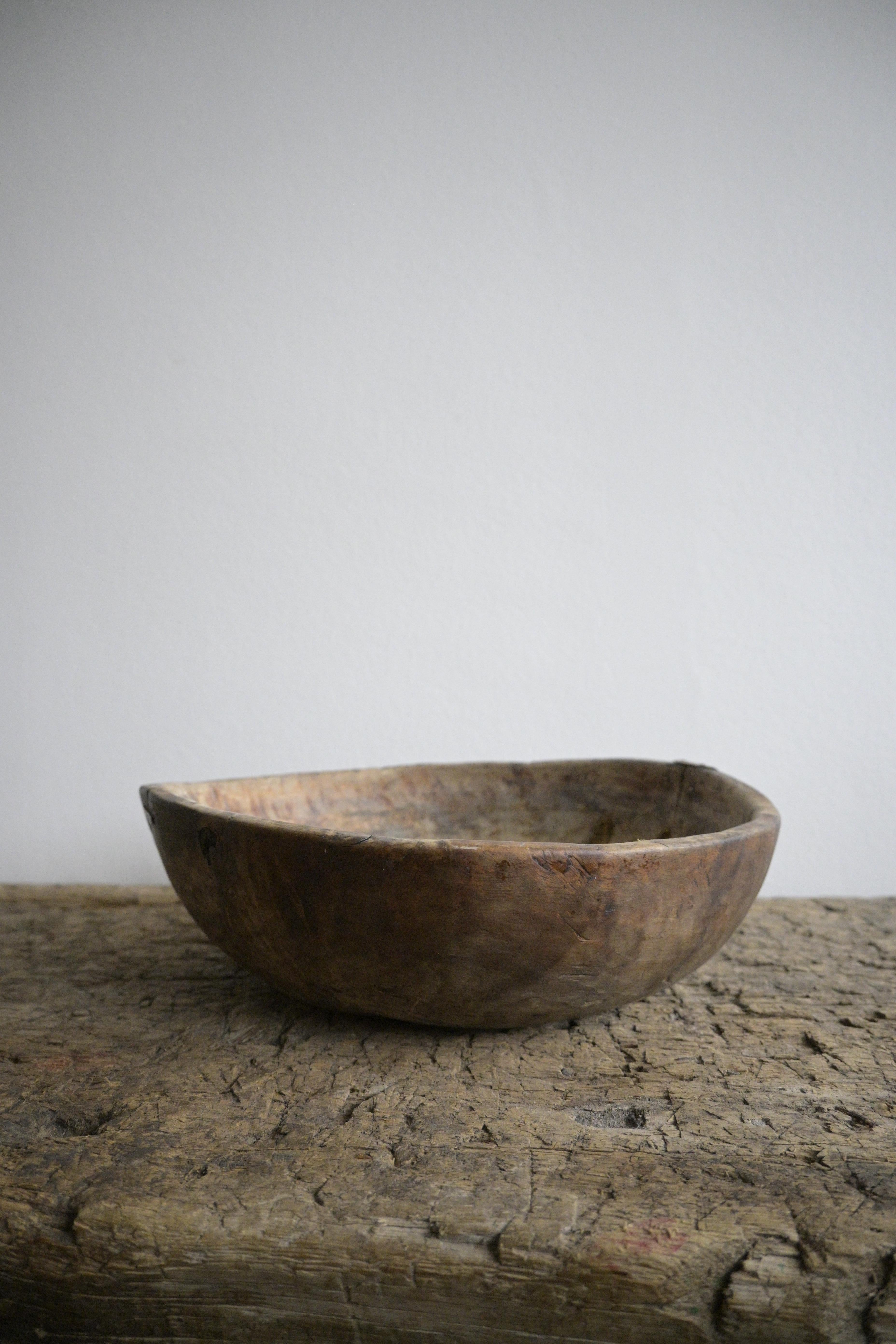 Swedish Root Bowl 1850c In Good Condition For Sale In Farsta, SE
