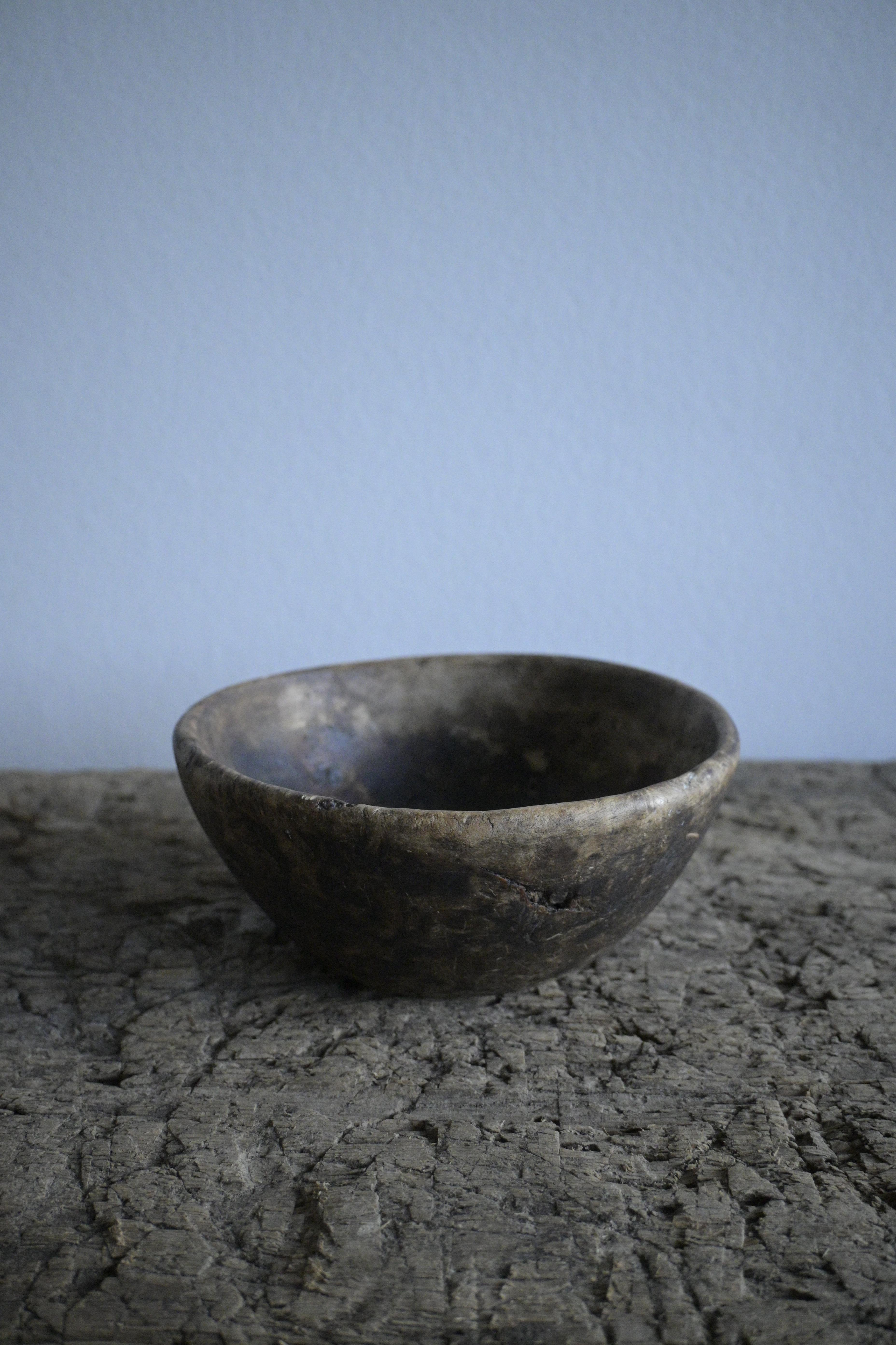 Swedish Root Bowl early 1800 century from Gagnef, Dalarna For Sale 1