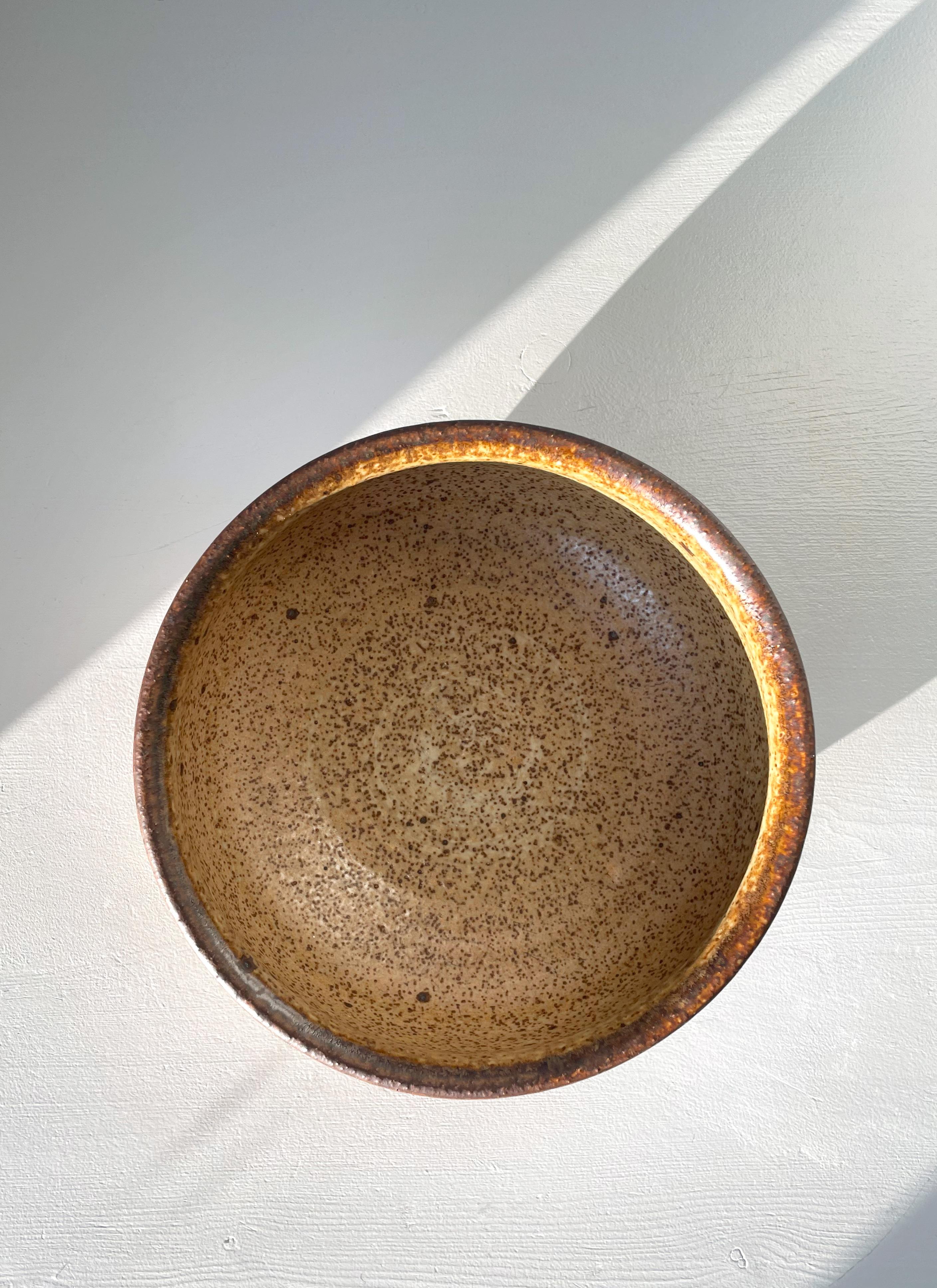 Rörstrand Handmade Ceramic Decorative Bowl, 1974 In Good Condition For Sale In Copenhagen, DK