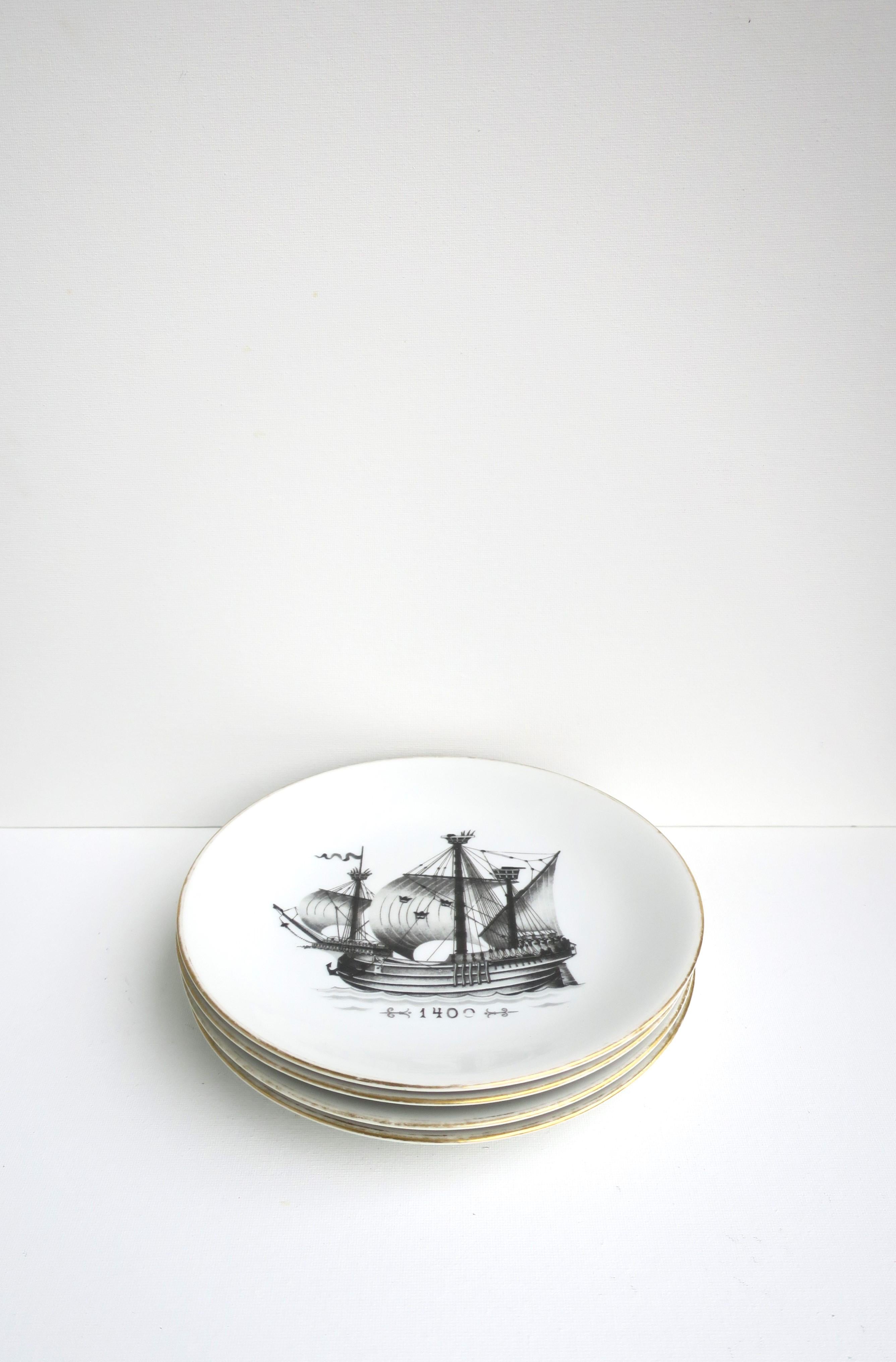 Porcelaine Assiettes en porcelaine noires et blanches de style nautique de Rörstrand, lot de 4  en vente