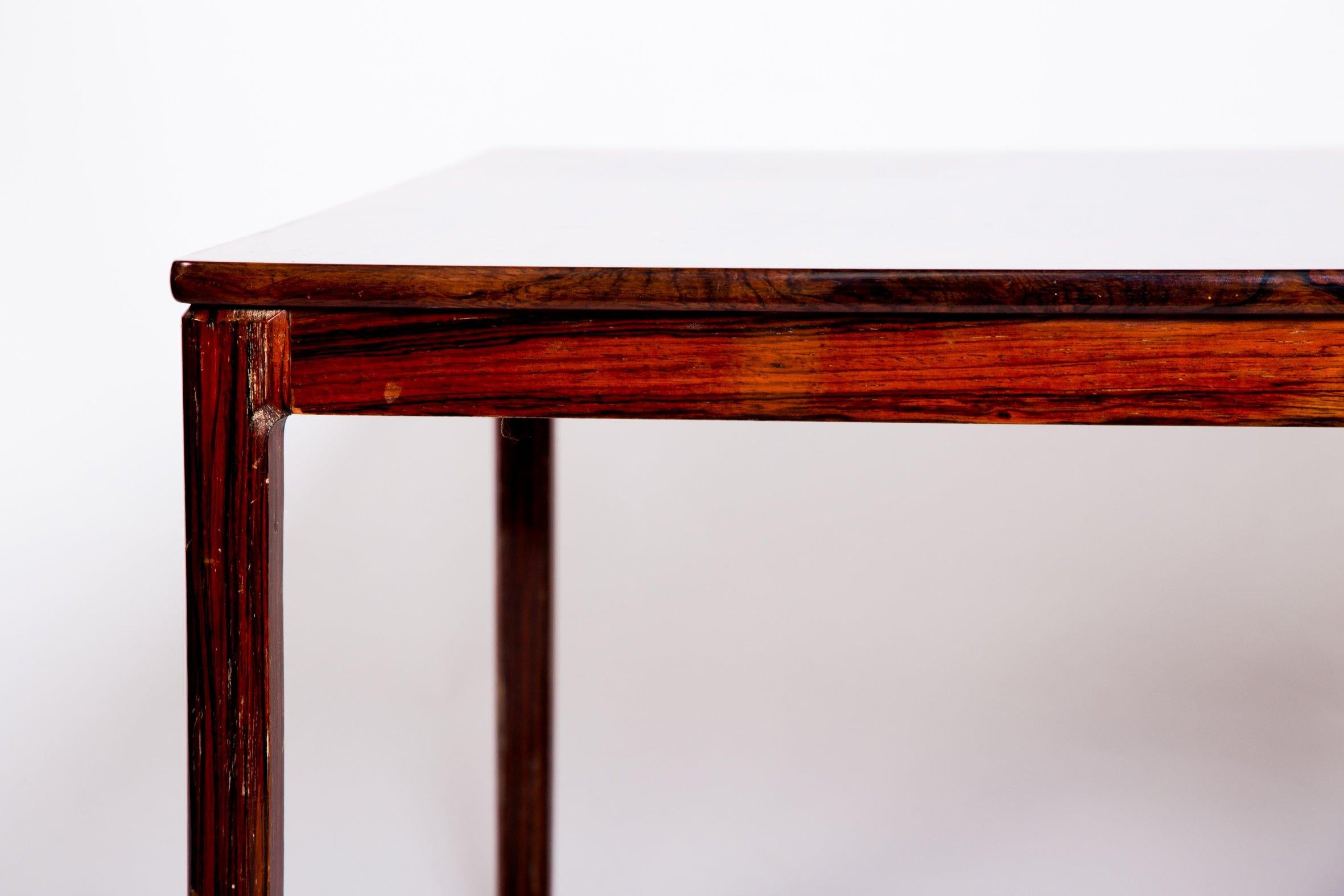 Swedish Rosewood Coffee Table by Alberts Tribro, 1960s In Good Condition For Sale In Budapest, HU