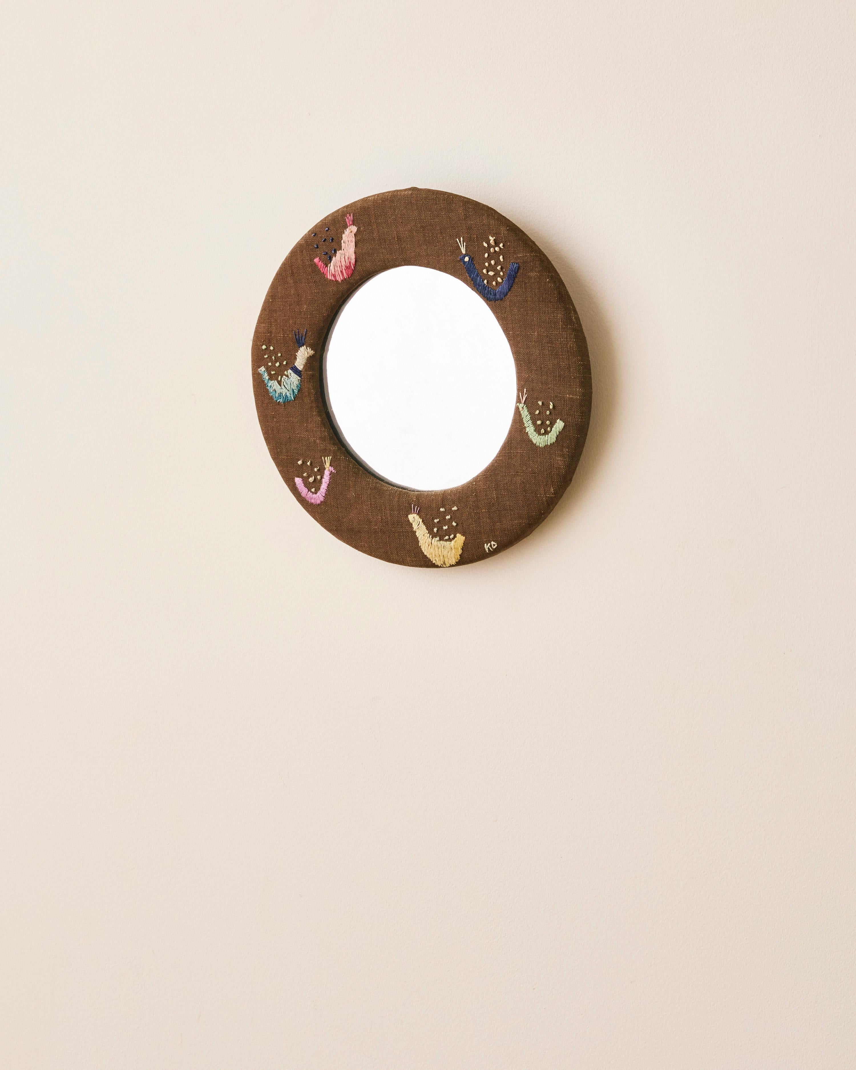 Swedish Round Embroidered Mirror In Good Condition For Sale In Long Island City, NY