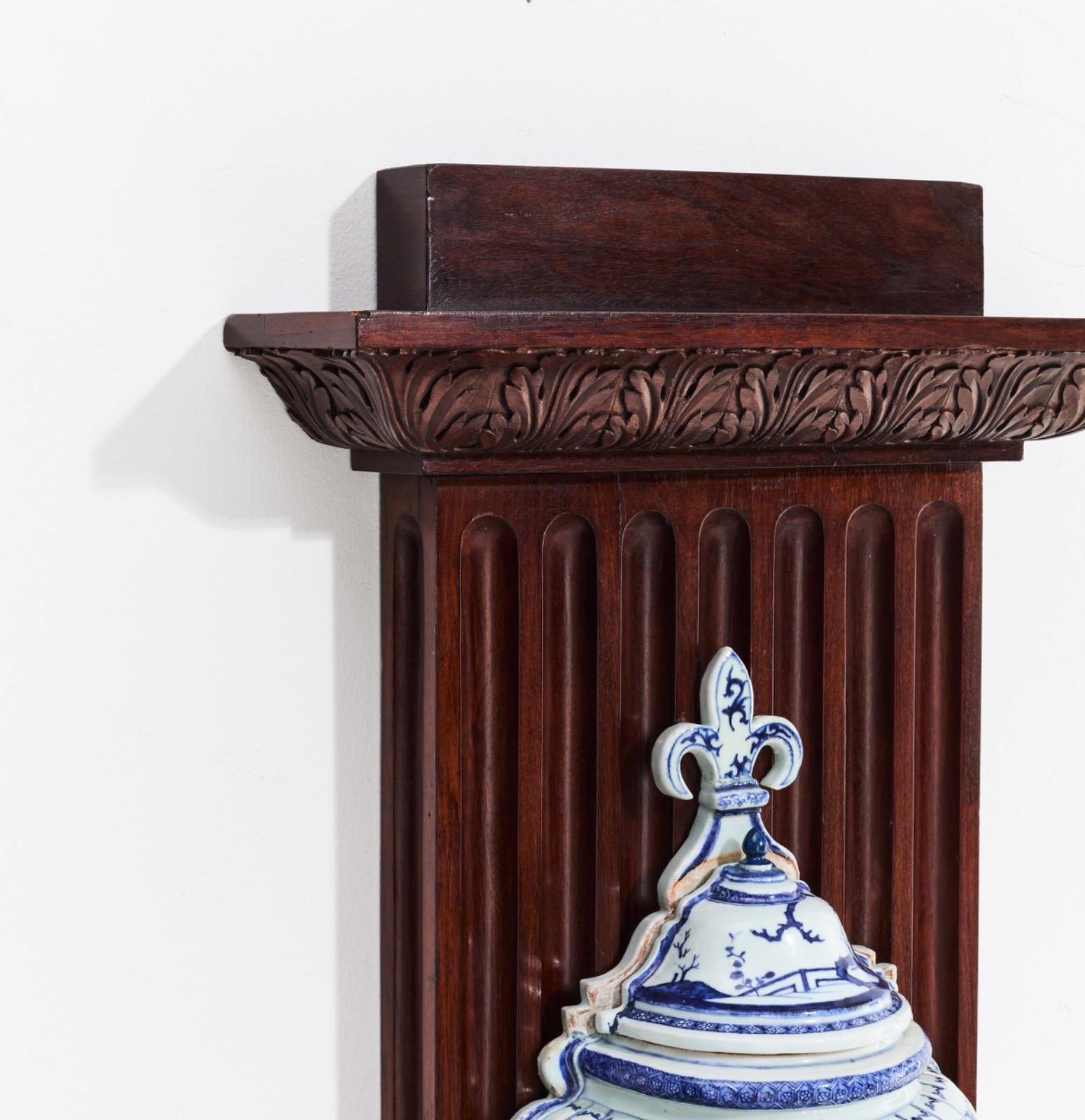 Swedish Royal 18th Century Wash stand with Chinese Water Cistern. For Sale 2