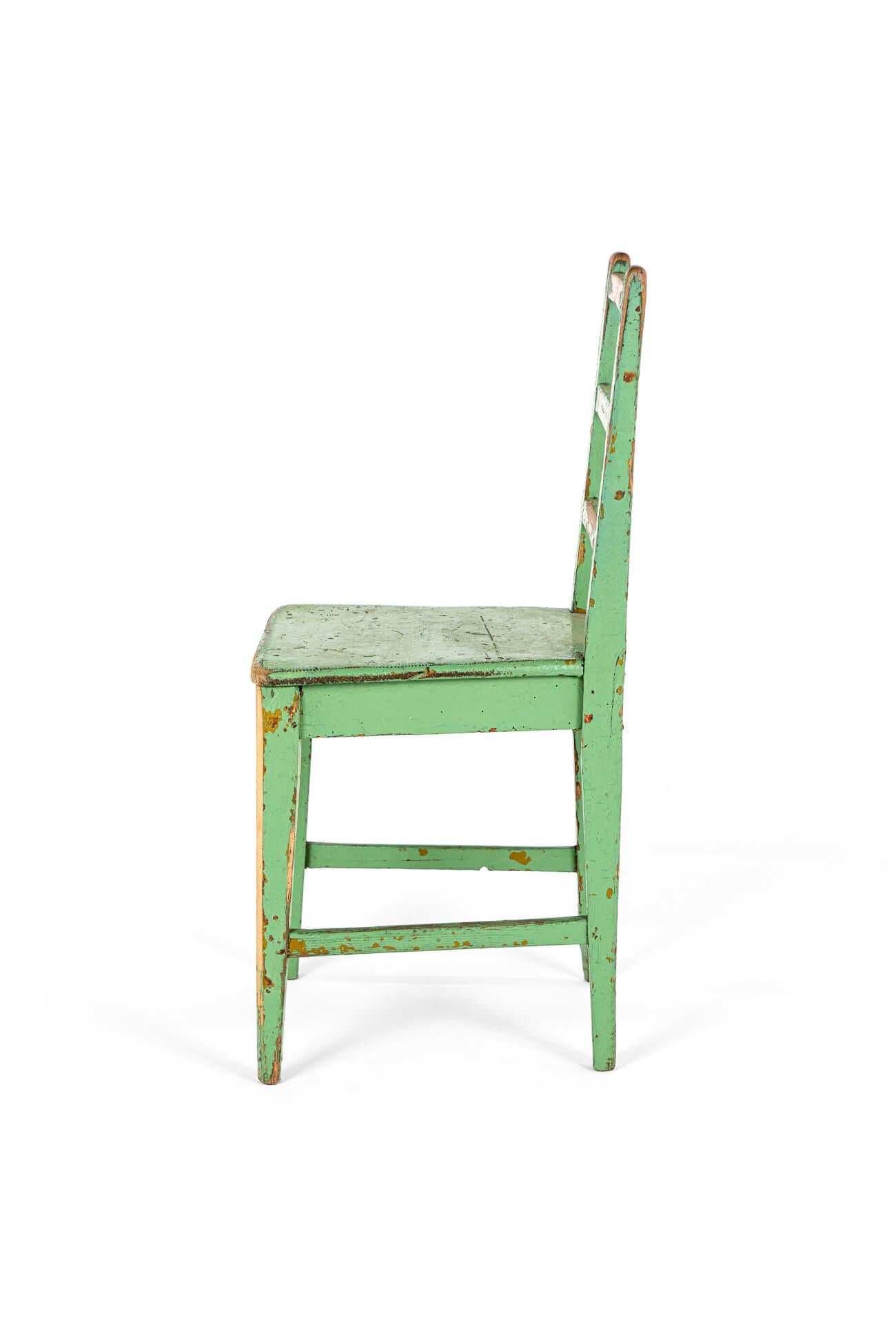Suédois Chaise d'appoint suédoise rustique vert olive en vente