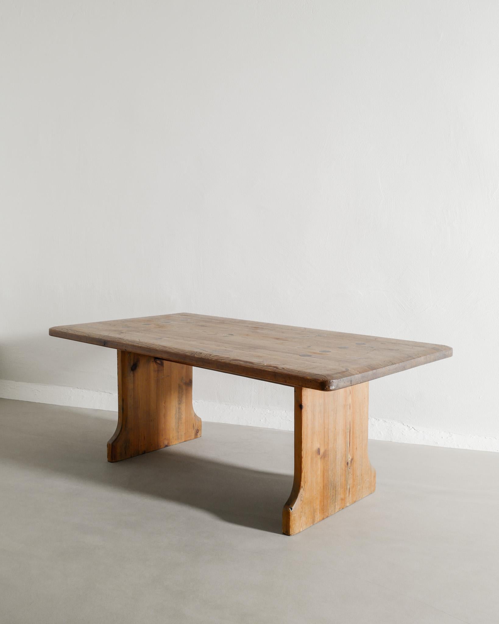 Scandinavian Modern Swedish Rustic Wooden Cabin Coffee Sofa Table in Solid Pine Produced, 1930s For Sale