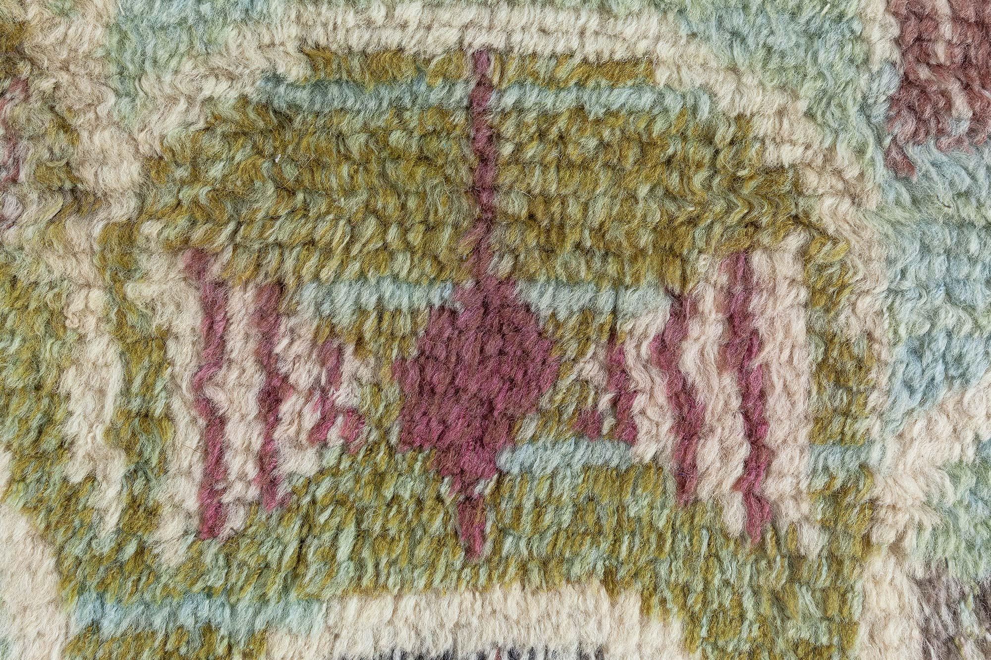 Schwedischer Rya-Fragment-Läufer von Doris Leslie Blau (21. Jahrhundert und zeitgenössisch) im Angebot