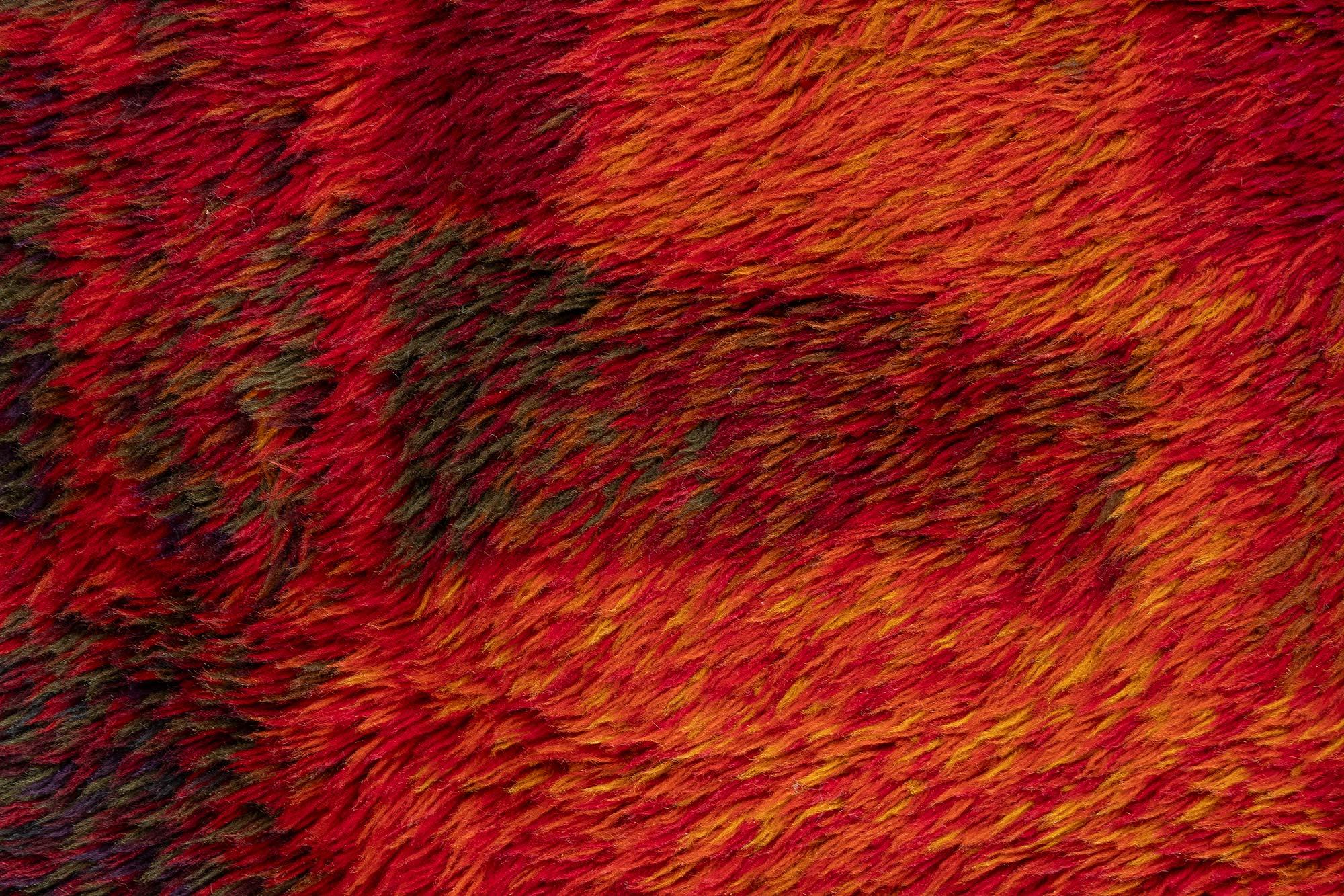 Schwedischer Rya-Teppich von Ritva Puotila bei Doris Leslie Blau
Größe: 4'7