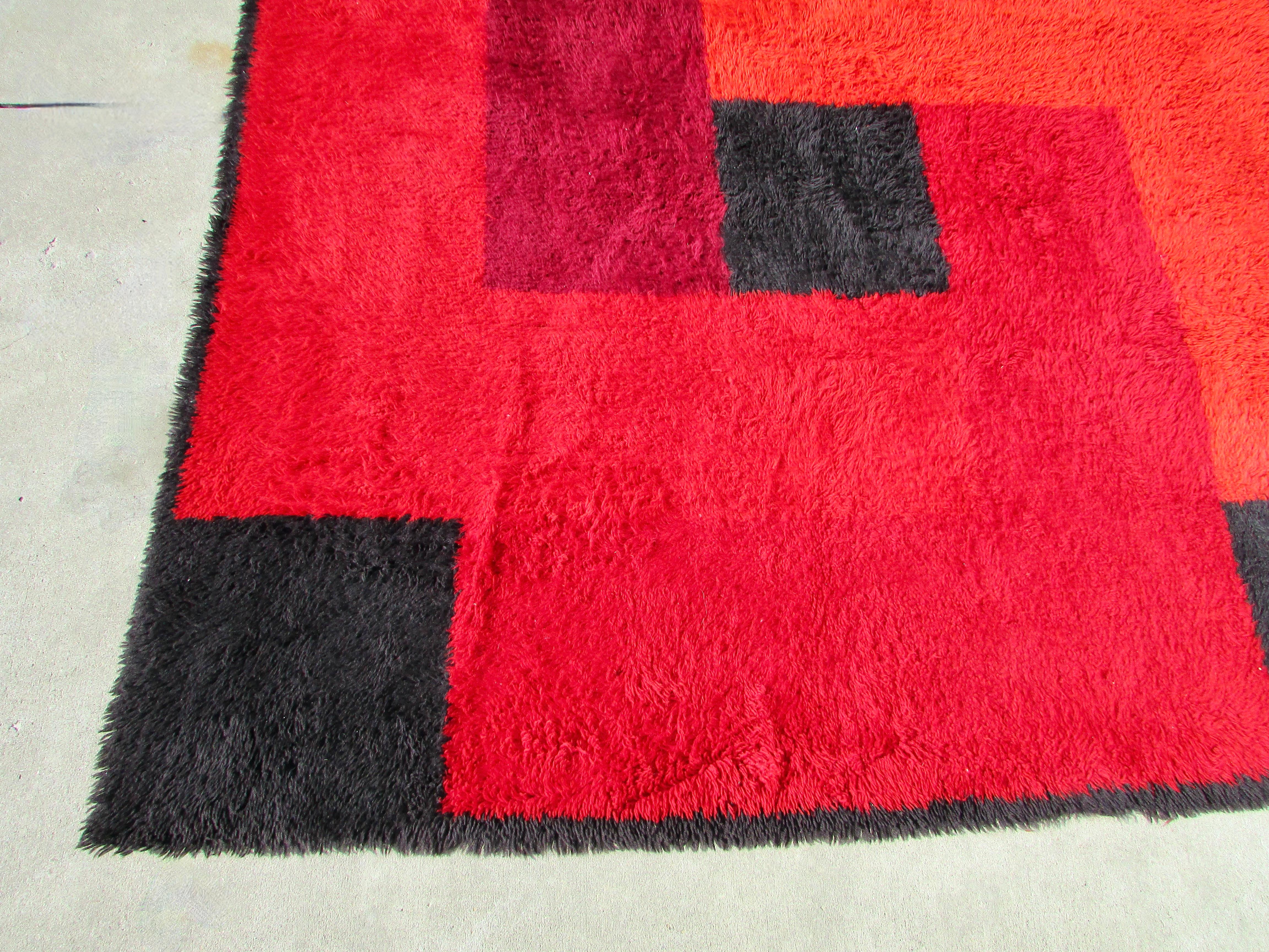 Swedish Rya Rug in Geometric Pattern of Red Orange and Black For Sale 3