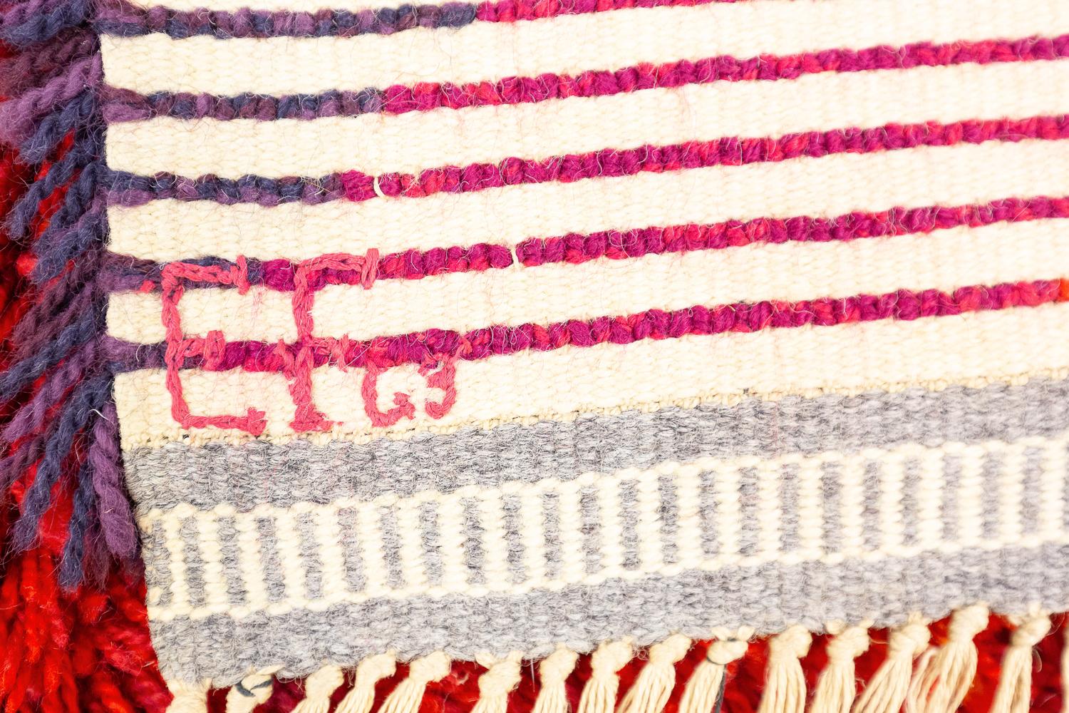 Swedish Rya Wool Rug Vintage Signed E.F.G.3, 1950-1970 For Sale 2