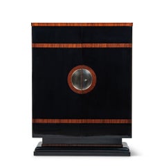 Armadio svedese scandinavo Art Deco Attr. Otto Schulz