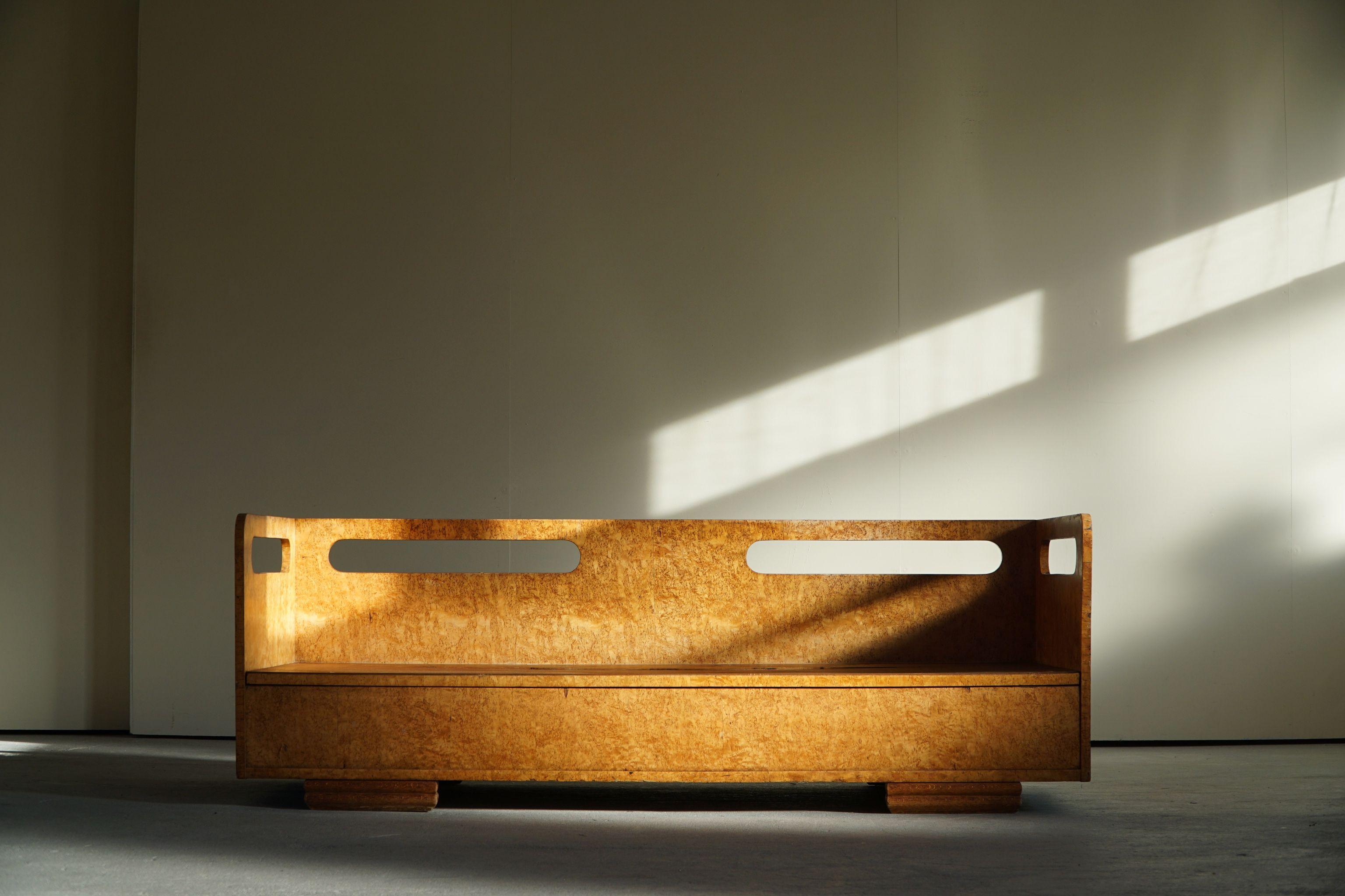 Swedish Sculptural Art Deco Daybed / Sofa in Burl Wood, Reupholstered, 1940s 9