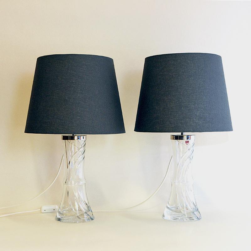 Swedish Sculptural Glass Table Lamp Pair by Olle Alberius for Orrefors, 1960s For Sale 3