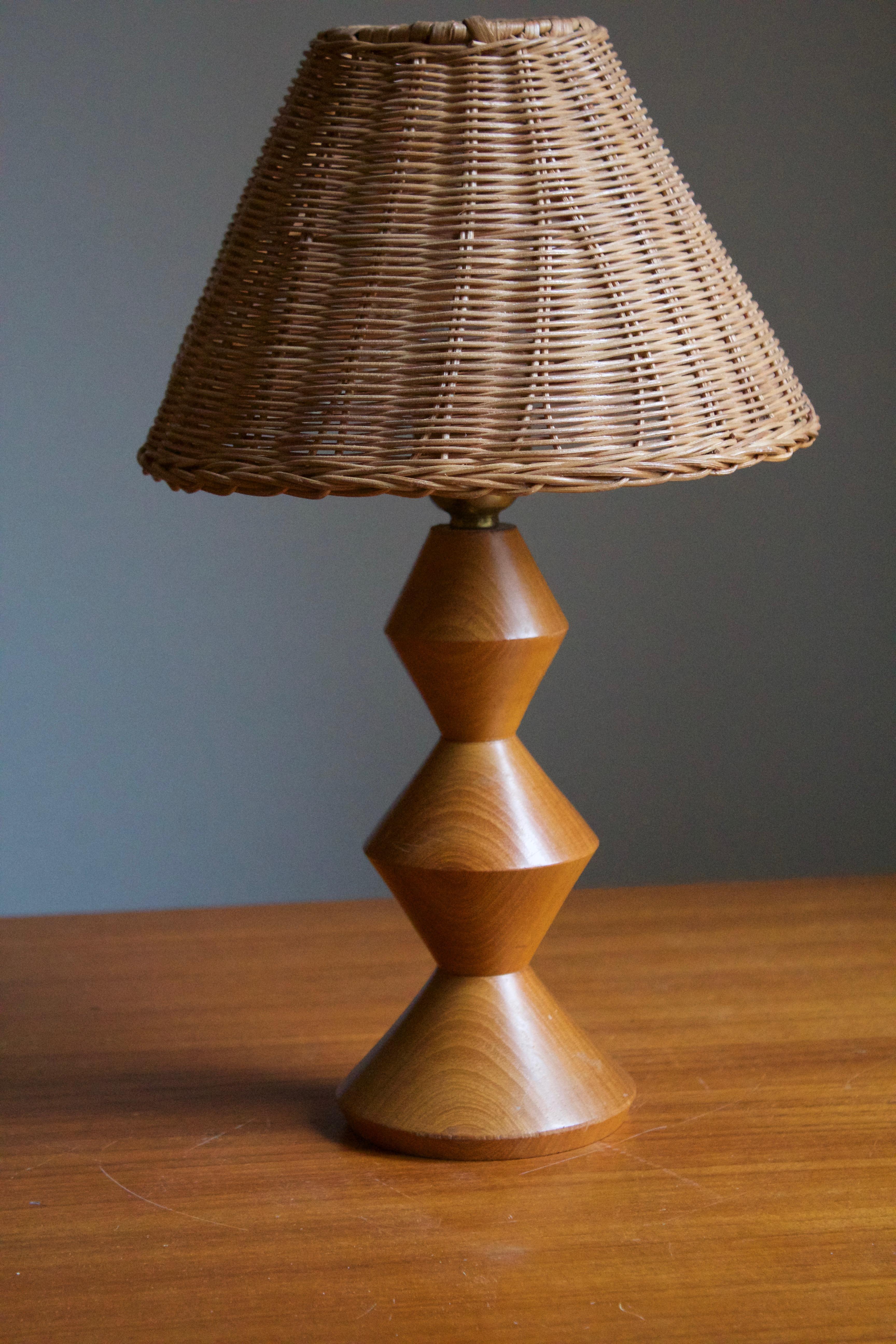 Modern Swedish, Sculptural Table Lamp, Teak, Brass, Sweden, 1960s