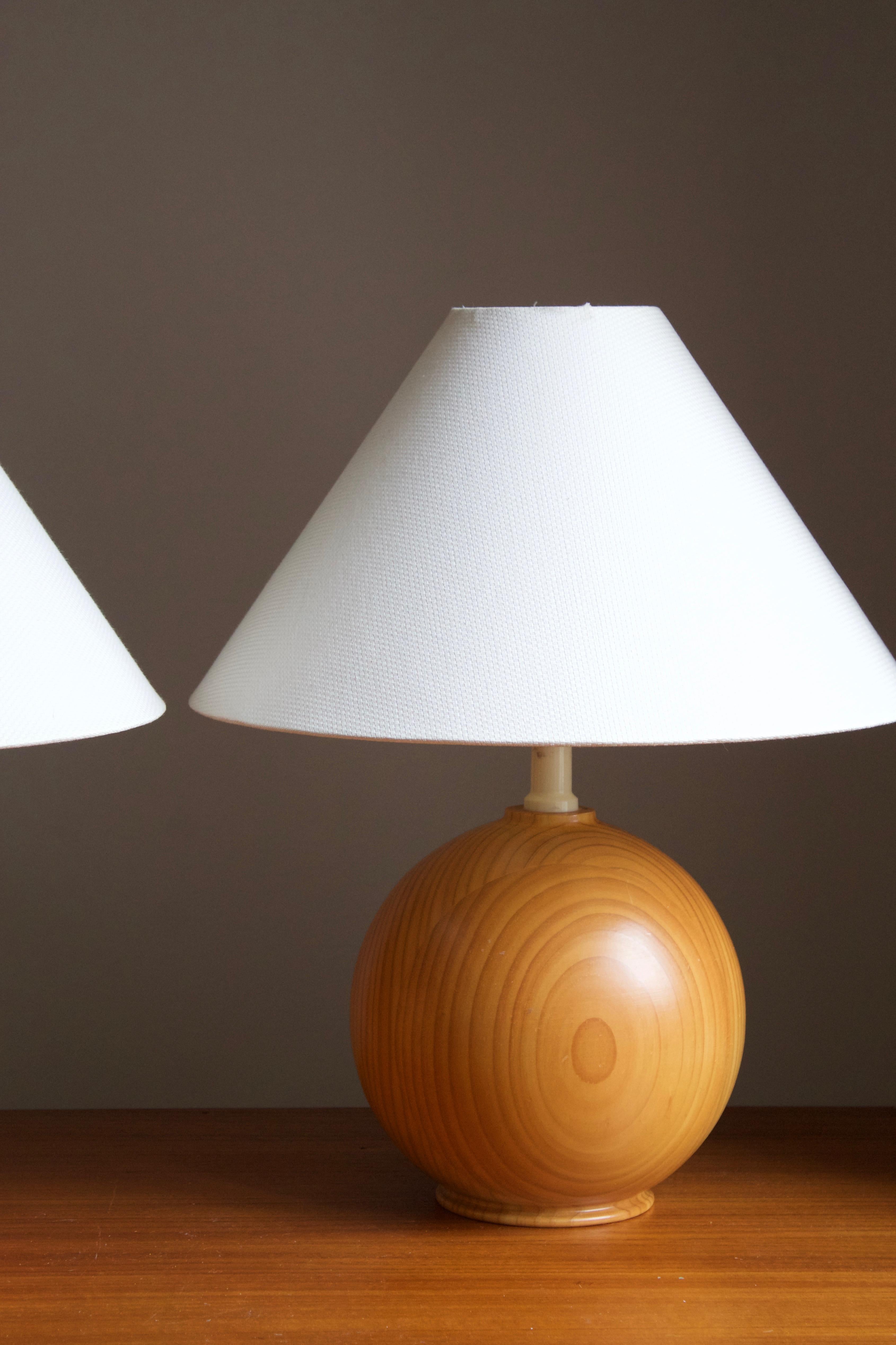 Swedish, Sculptural Table Lamps, Solid Pine, Sweden, 1970s In Good Condition In High Point, NC
