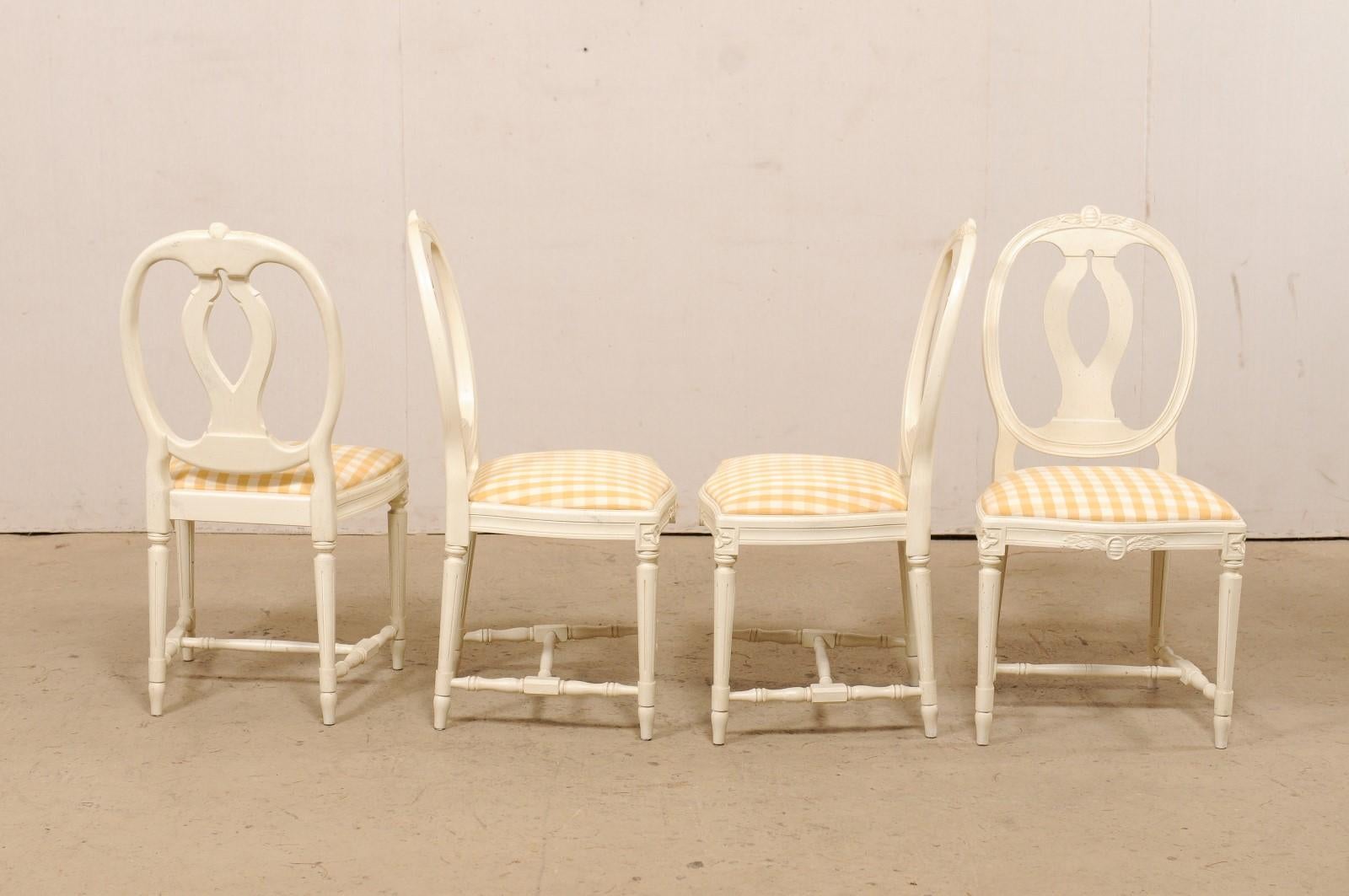 Swedish Set of 4 Side Chairs w/ Pierced Oval Shaped Backs & Upholstered Seats In Good Condition In Atlanta, GA