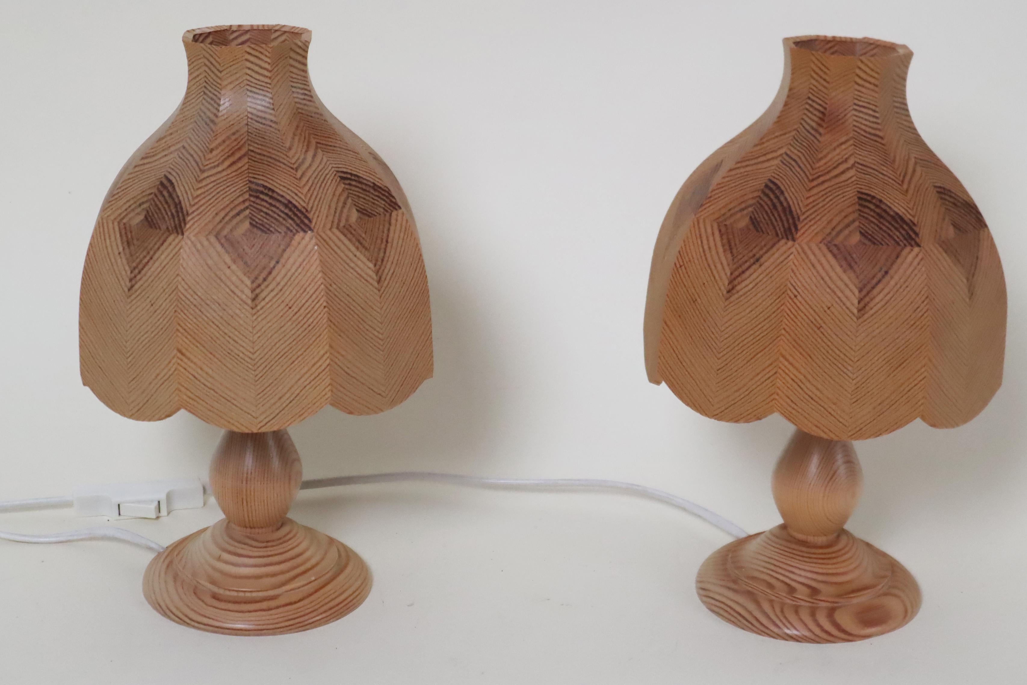 Swedish Set Of Designer Table Lamps Made of Pinewood For Sale 4