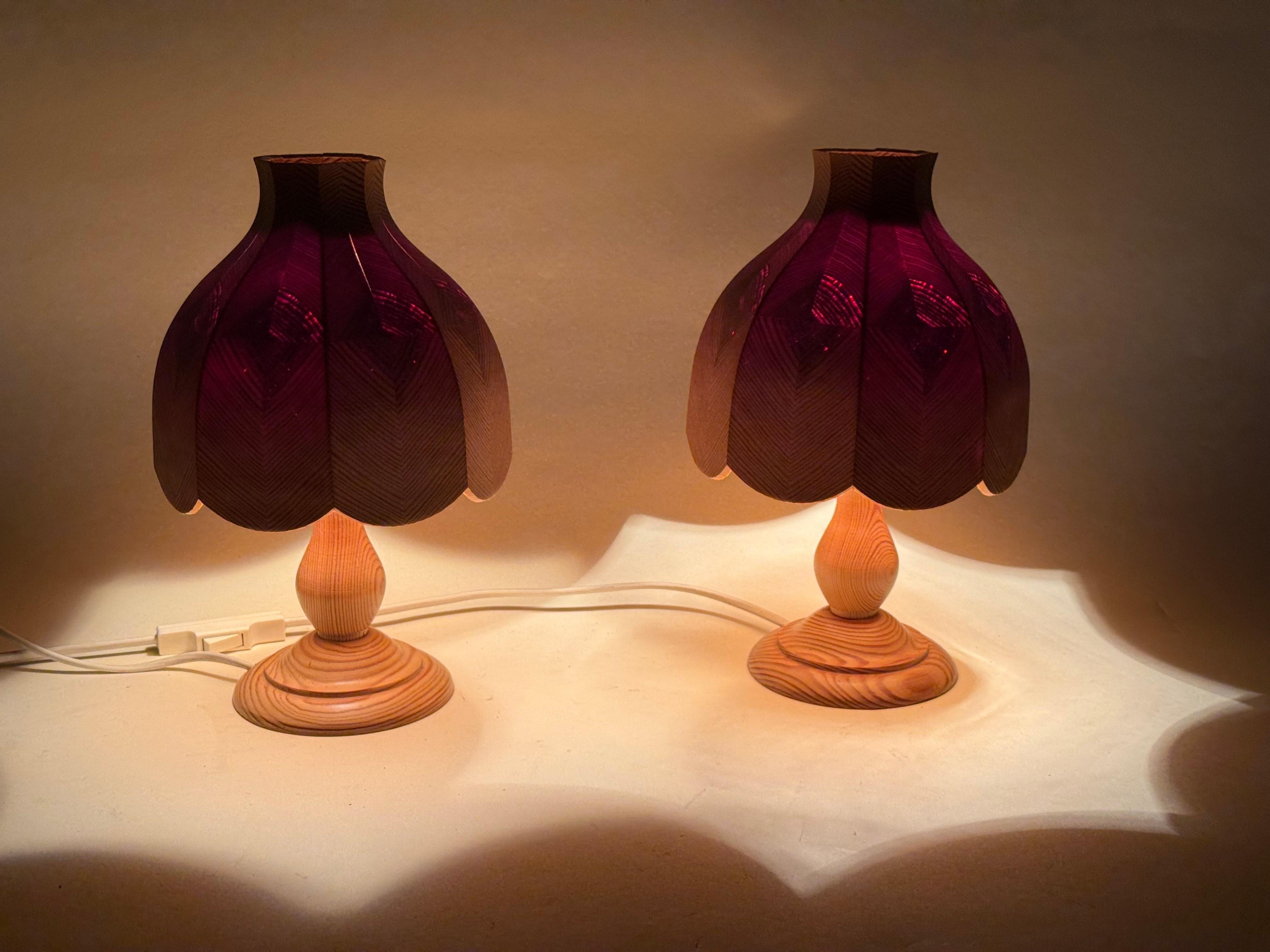 Swedish Set Of Designer Table Lamps Made of Pinewood For Sale 7