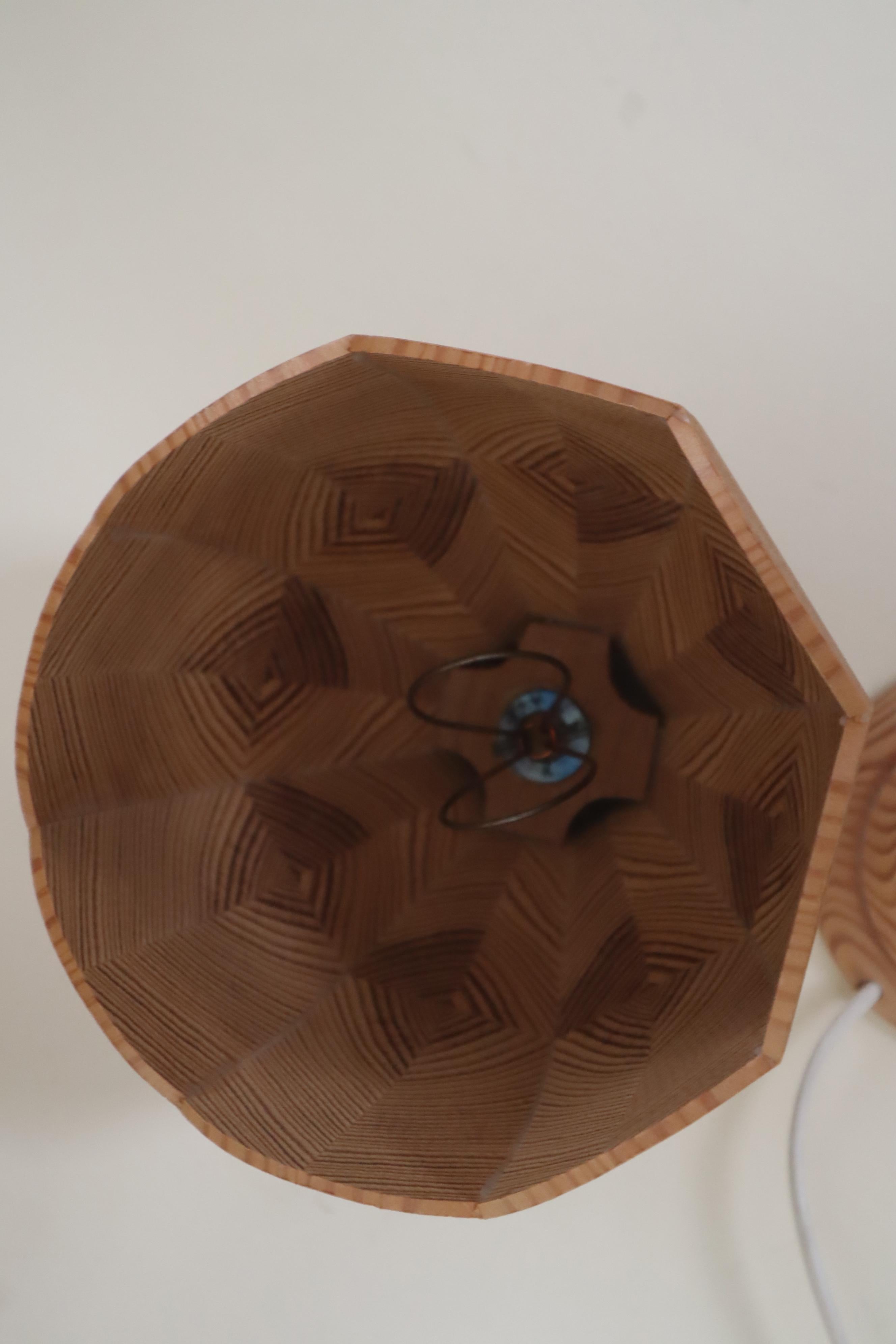 Swedish Set Of Designer Table Lamps Made of Pinewood In Good Condition For Sale In Hannover, DE