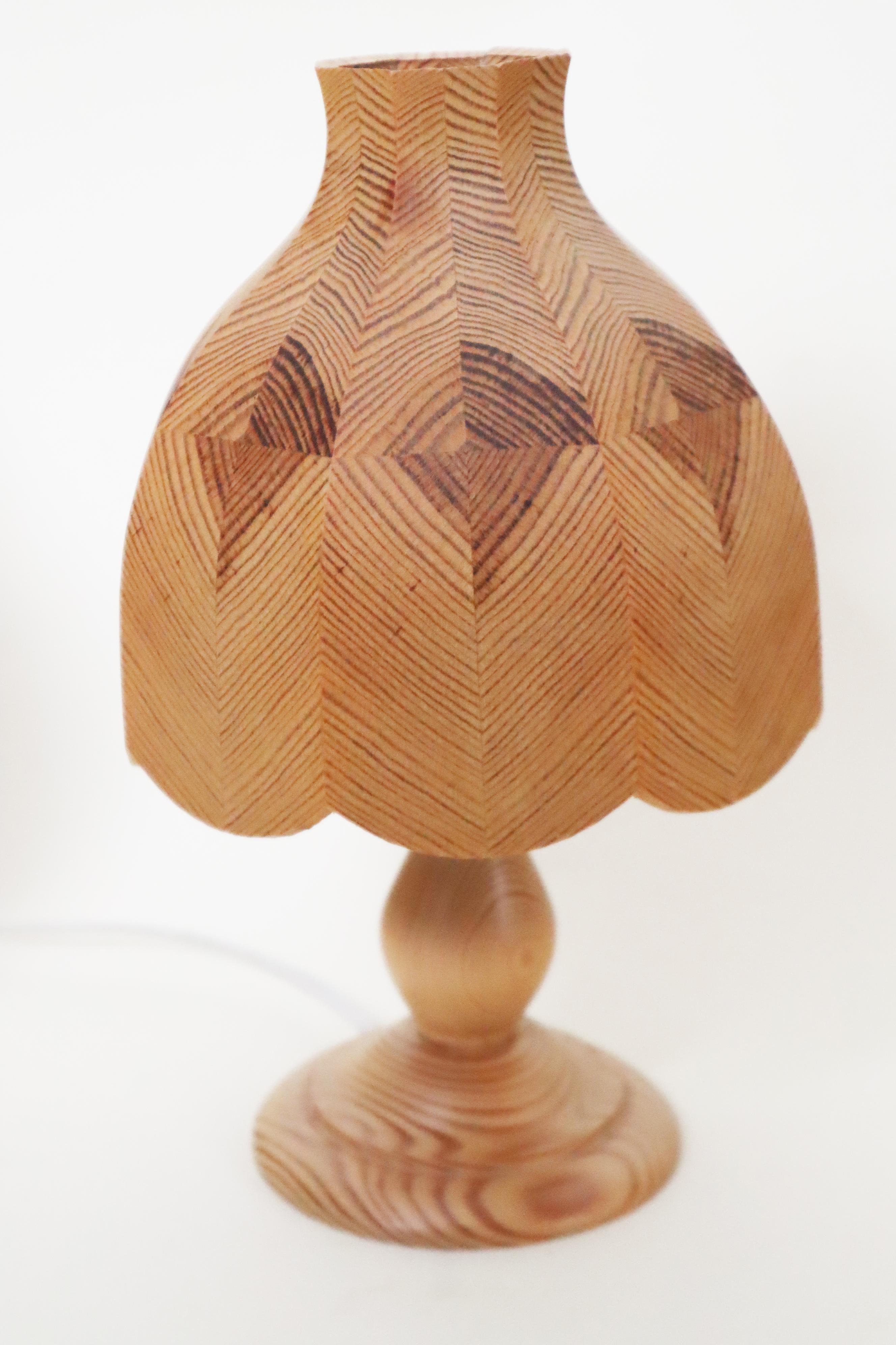 Swedish Set Of Designer Table Lamps Made of Pinewood For Sale 2
